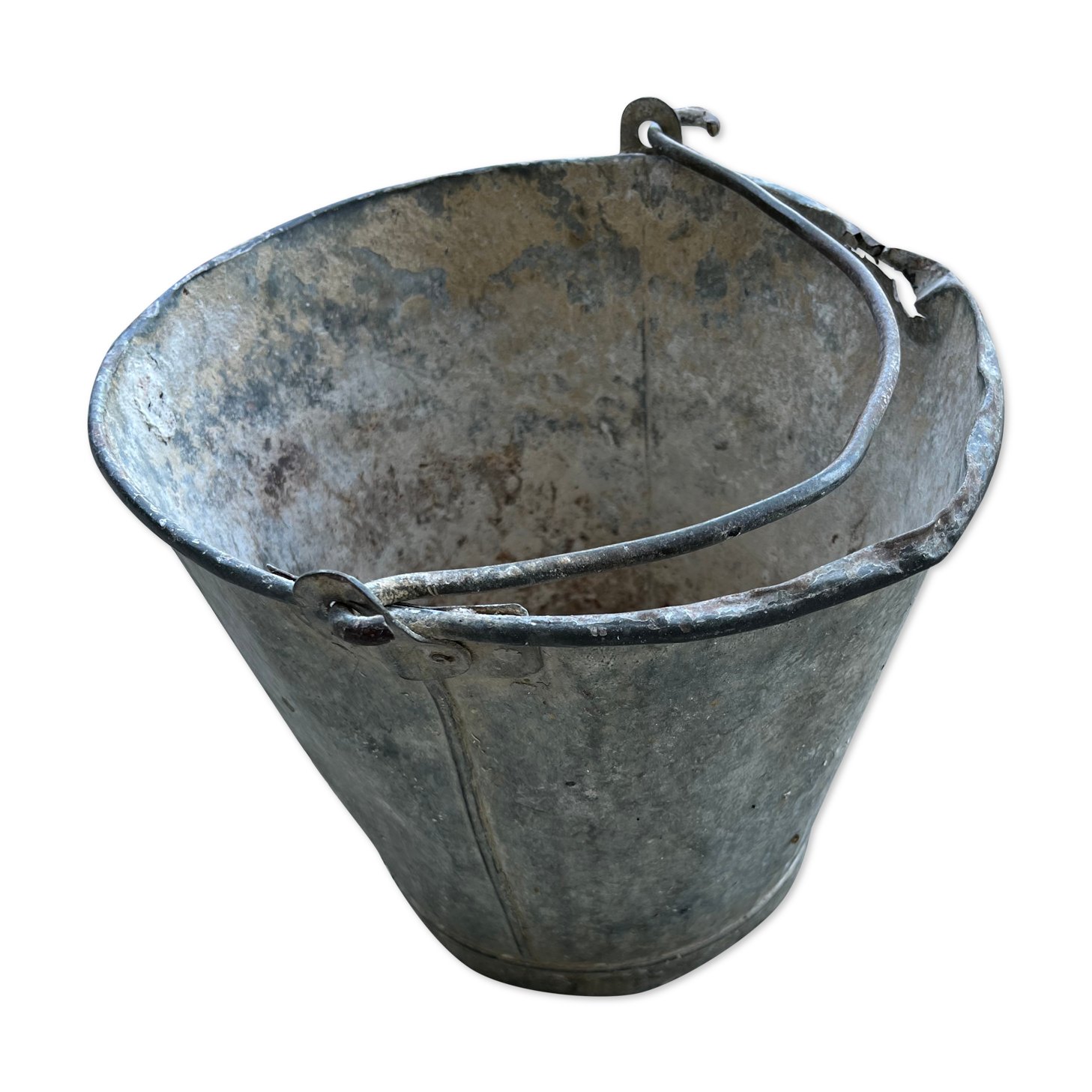 Zinc bucket