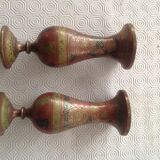 pair of small vases partitioned signs