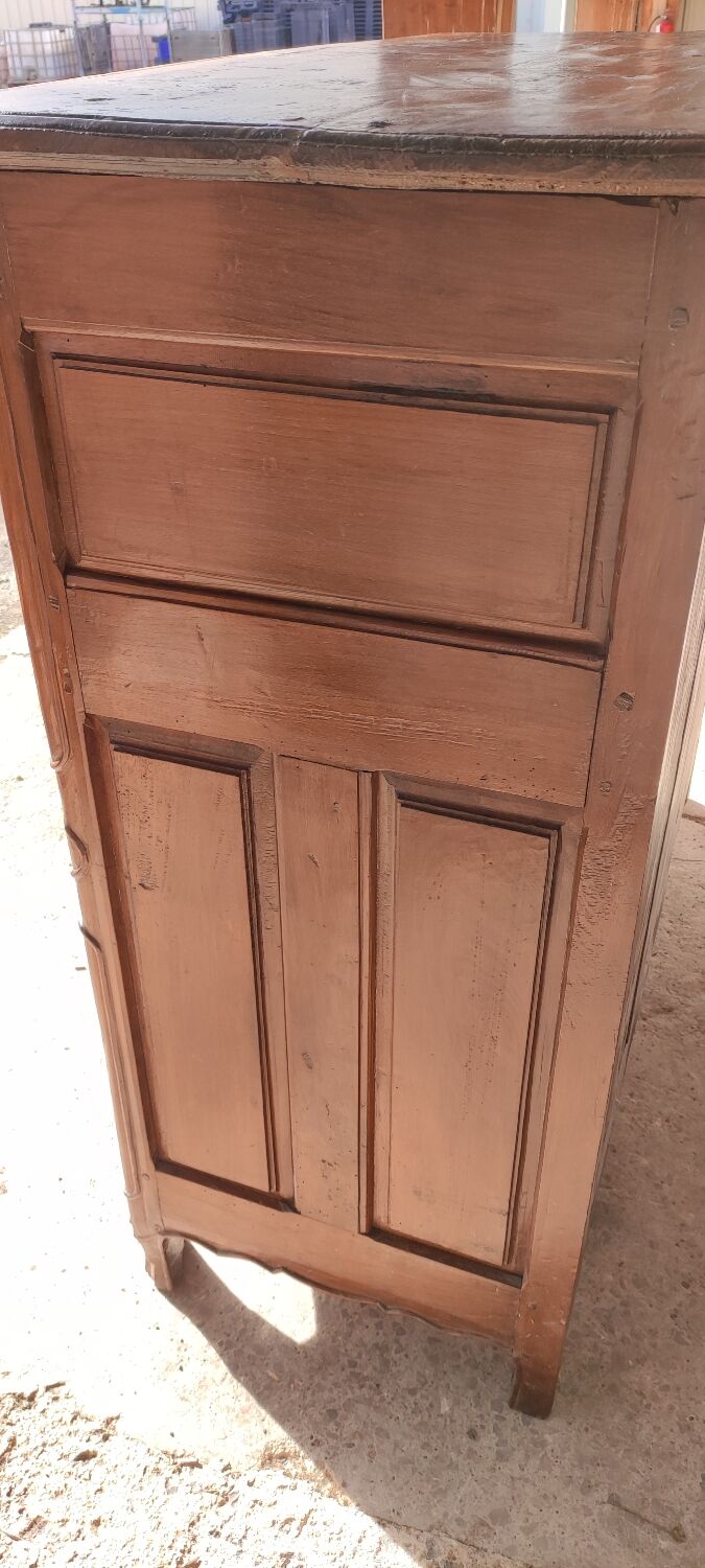 Louis xv walnut sideboard 18th century, Basque support buffet