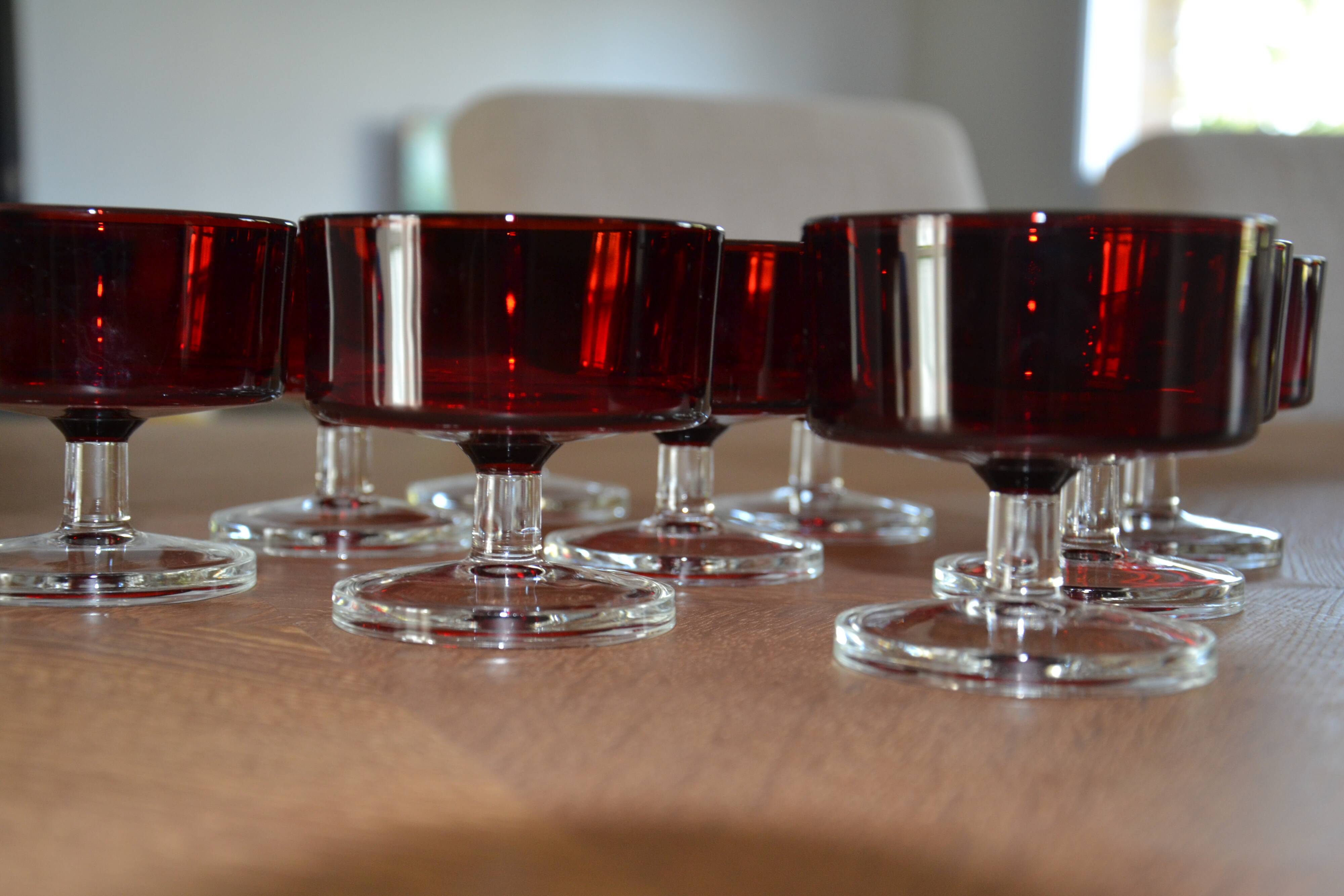 9 champagne glasses Model Sweden Luminarc