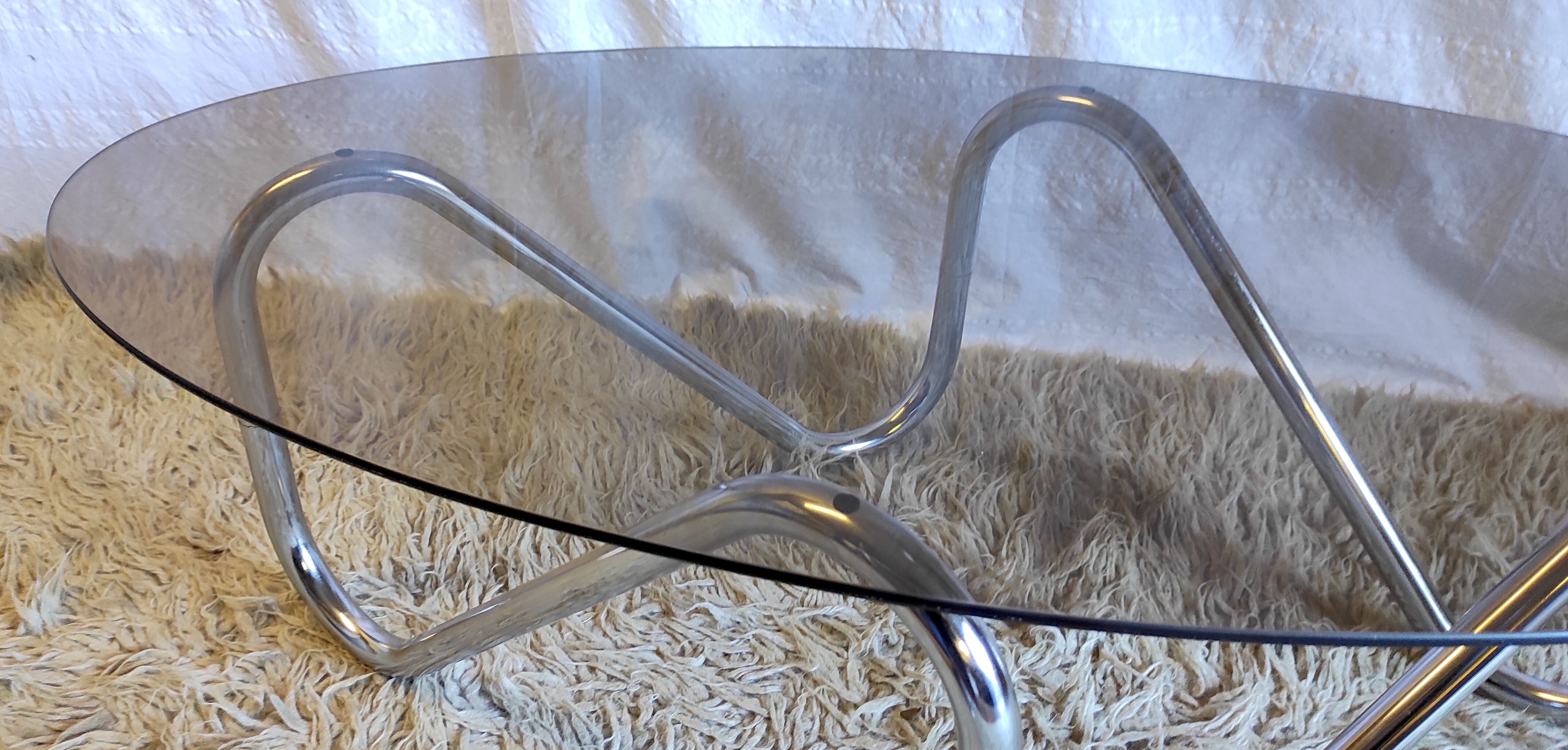 Chrome coffee table and smoked glass – 70s