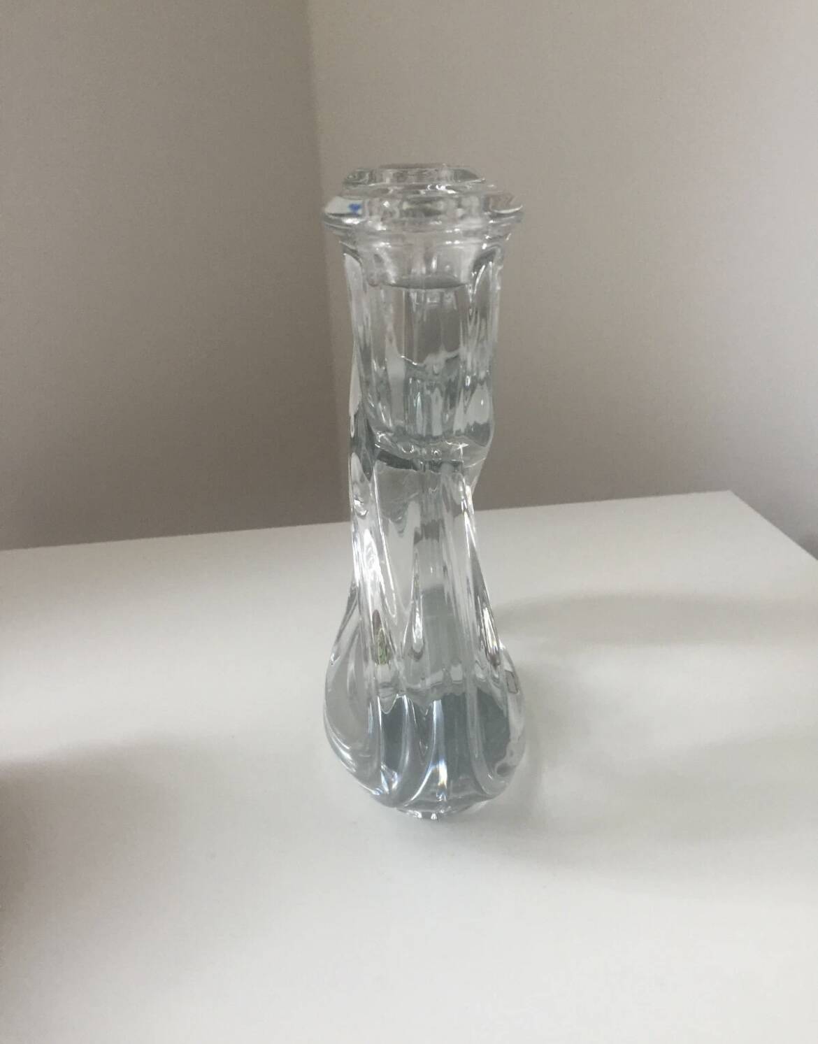 Beau bougeoir en cristal de Vannes Le Châtel