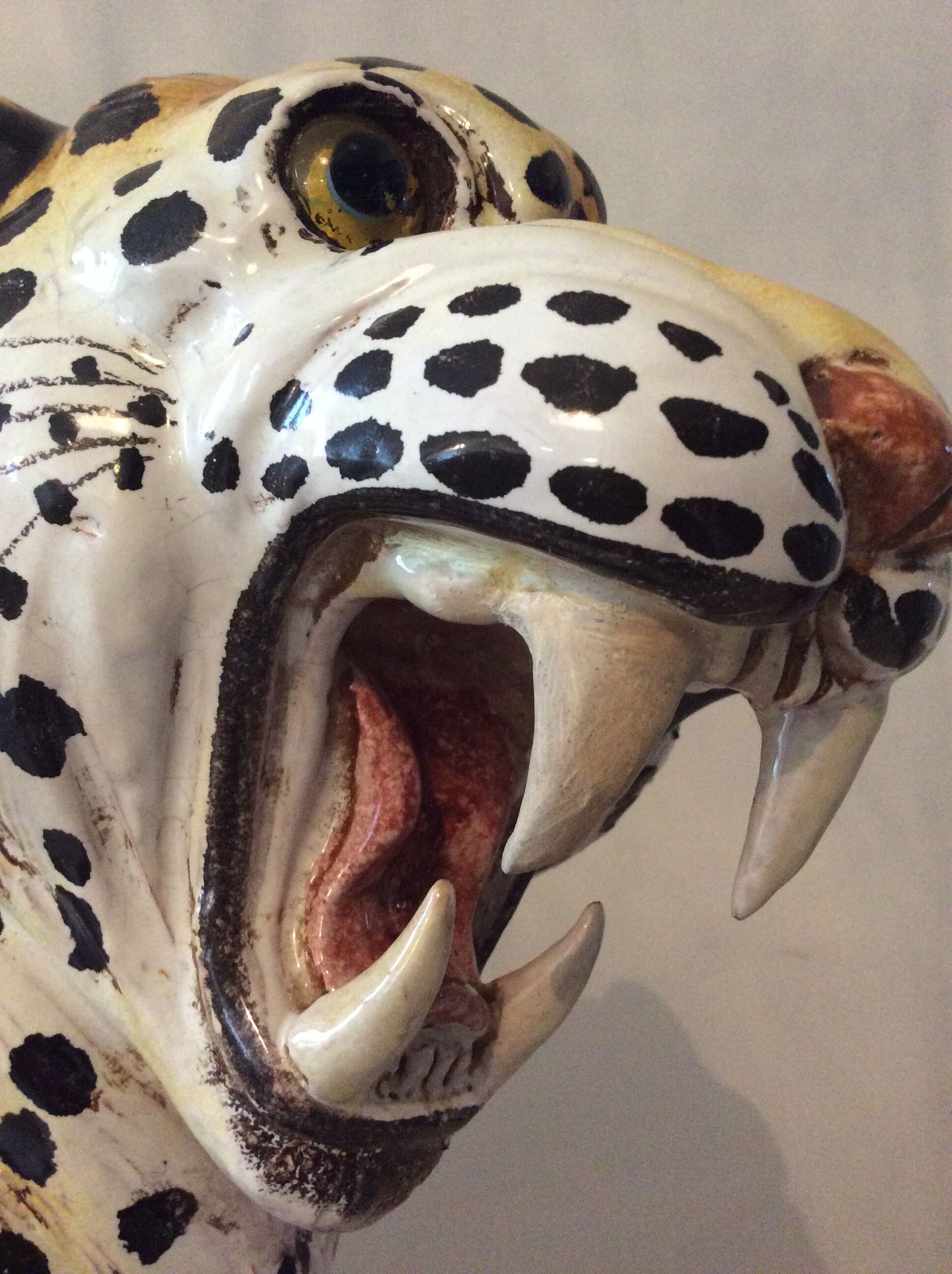 Enamelled terracotta leopard from the 60s Italy