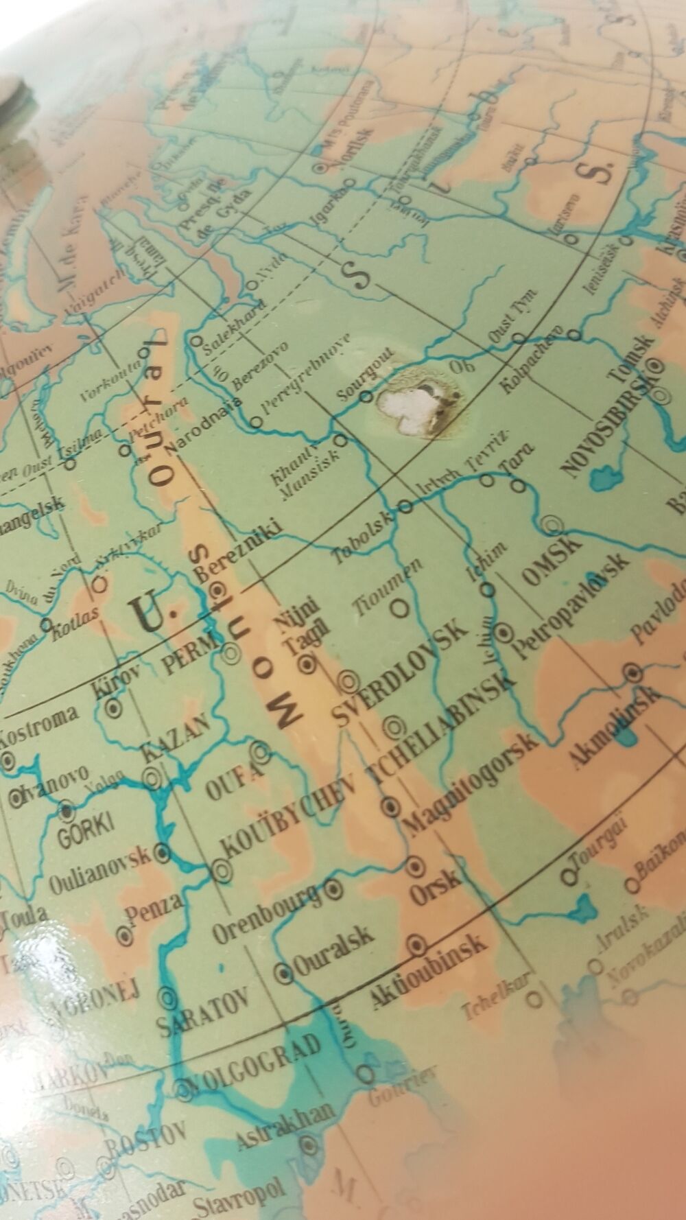 Light earth globe "hercule"