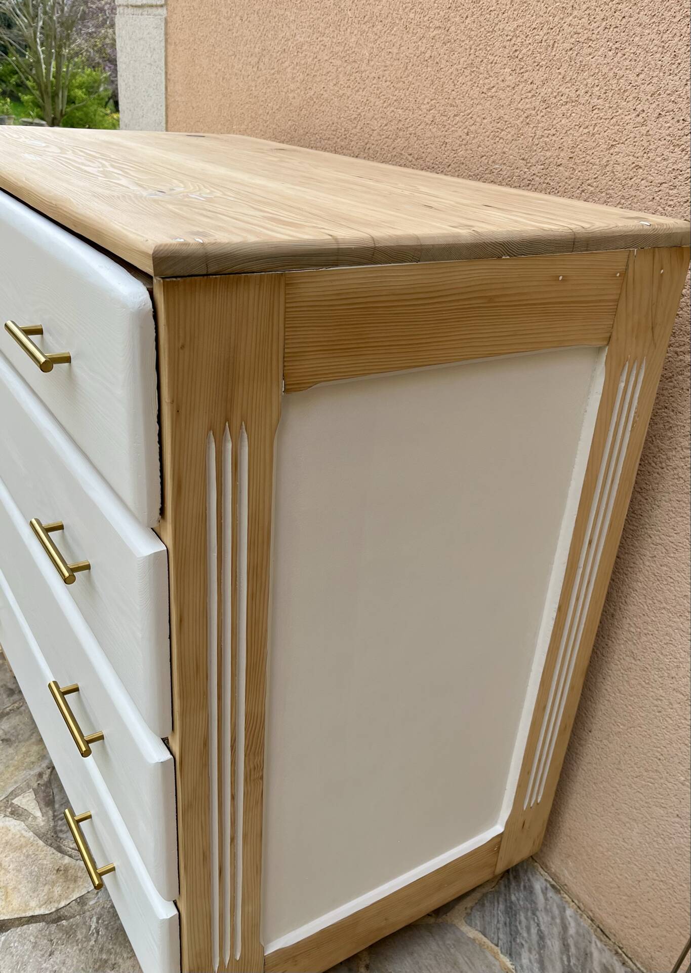 Commode style atelier rénovée blanche et bois