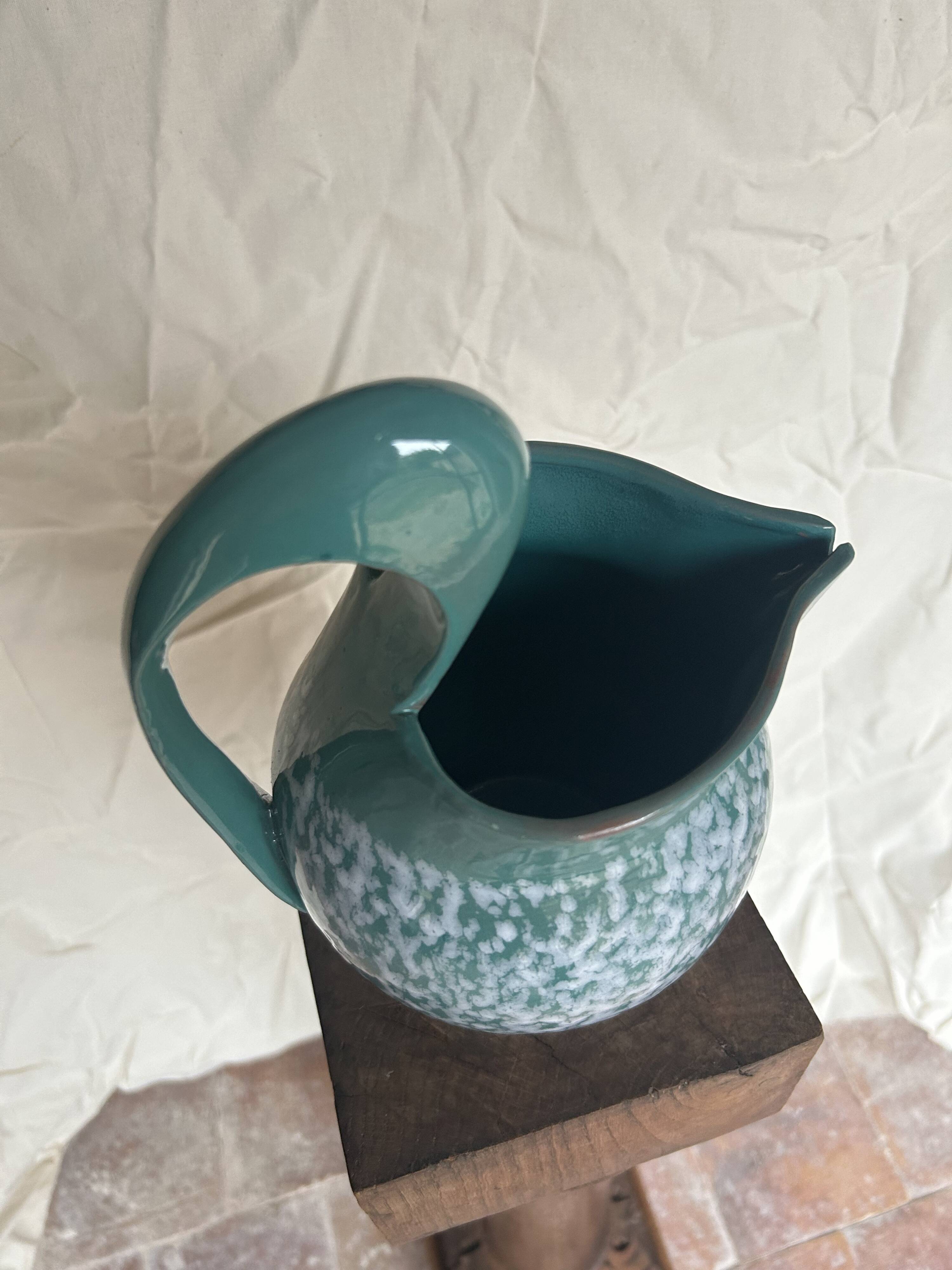 Free-form pitcher
