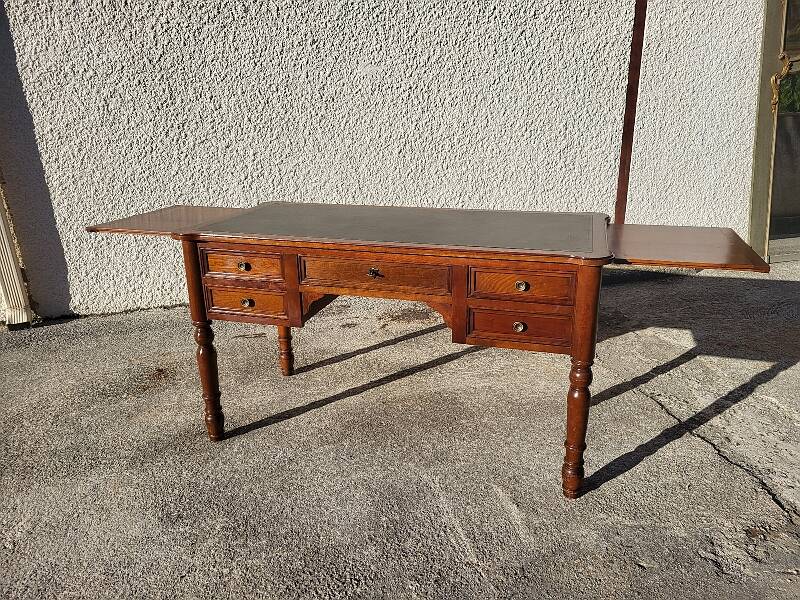 Louis philippe desk in cherry 1980