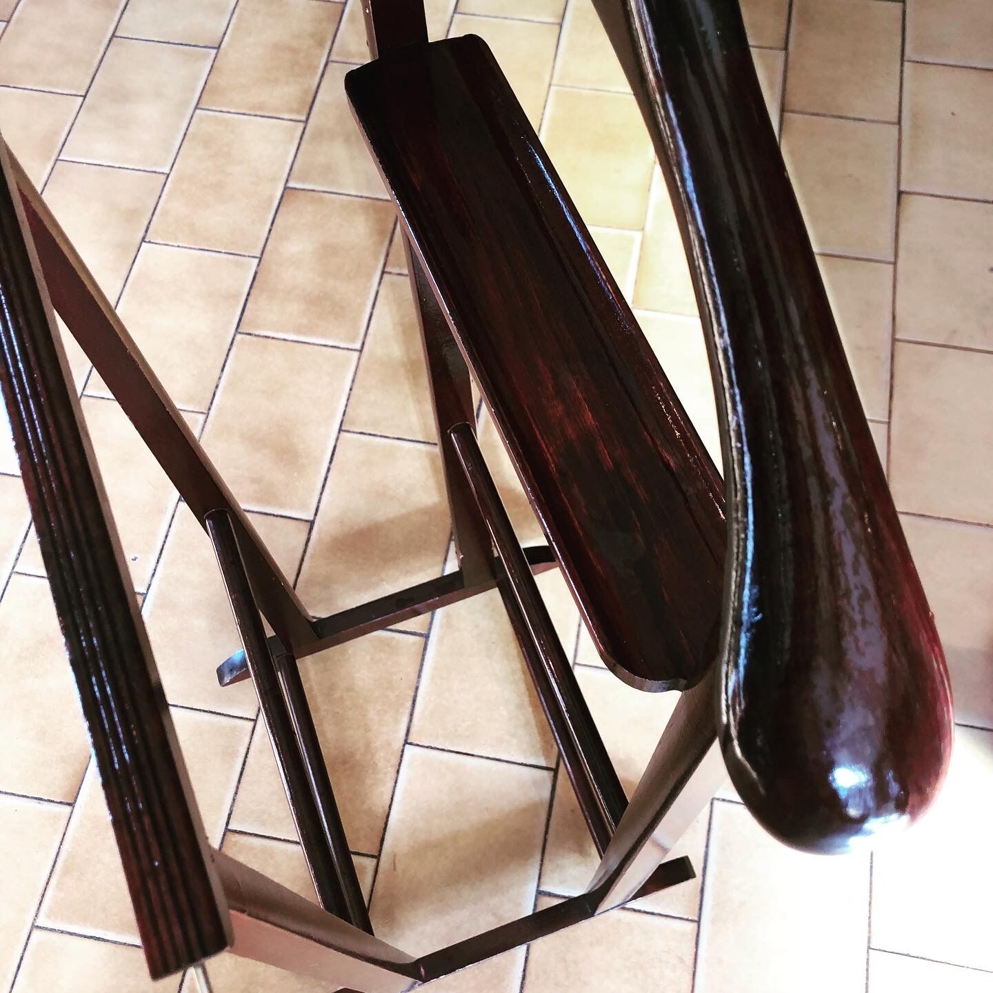 Mahogany Night Valet