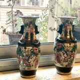 Pair of Nanjing vase signed- excellent condition - beautiful quality