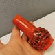 Le plus beau petit vase en glaçure de lave rouge.