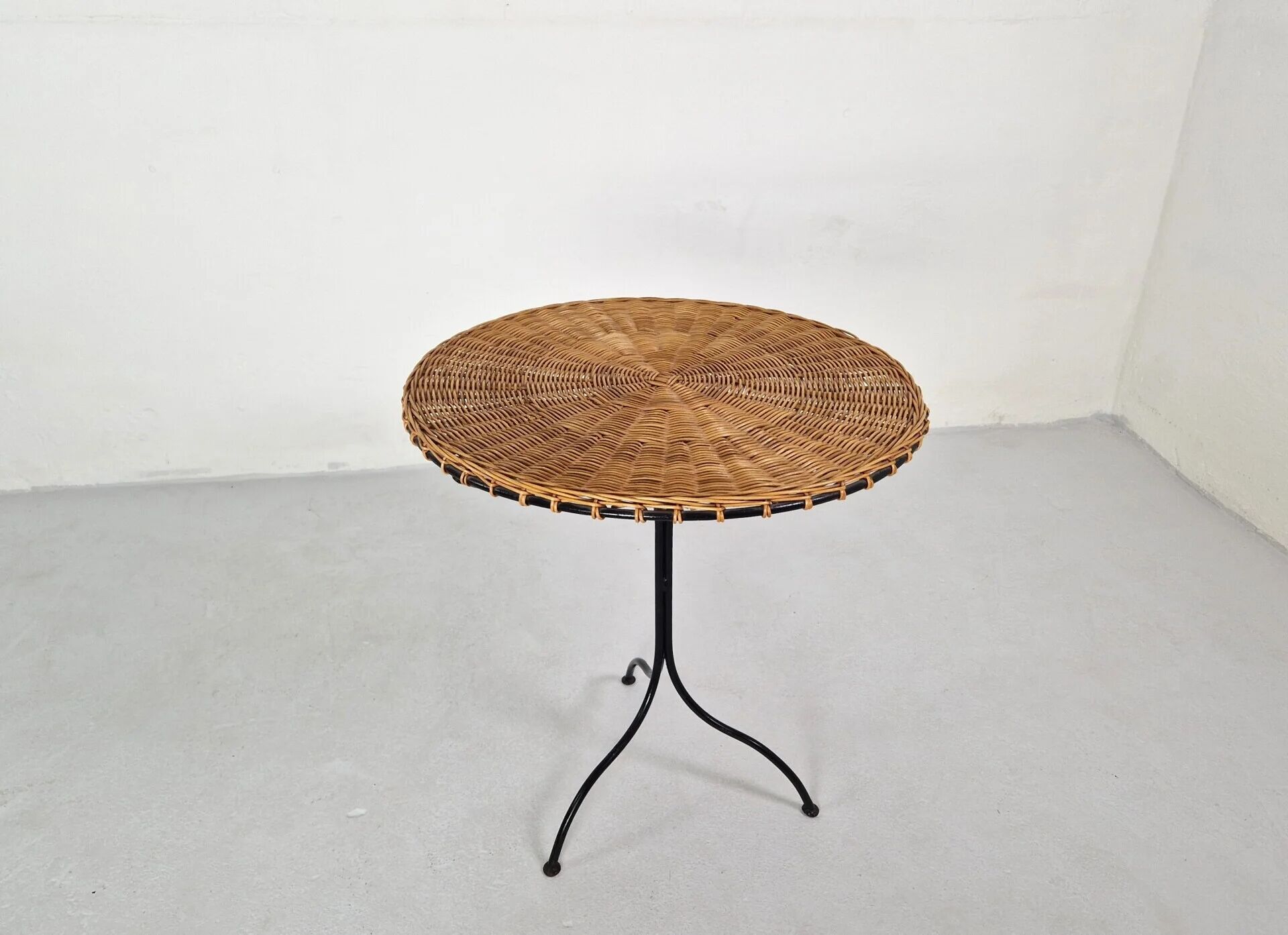 Side table in rattan and wrought iron, France, 1970s