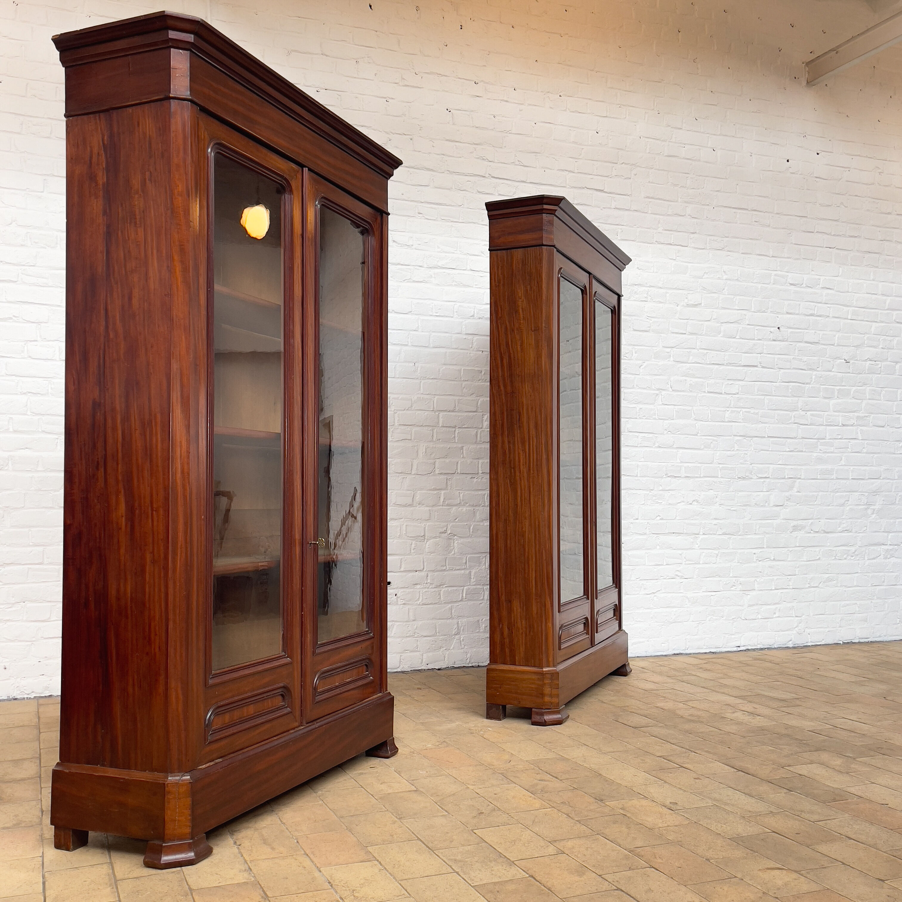 PAIR OF MAHOGANY LIBRARIES EARLY XXTH