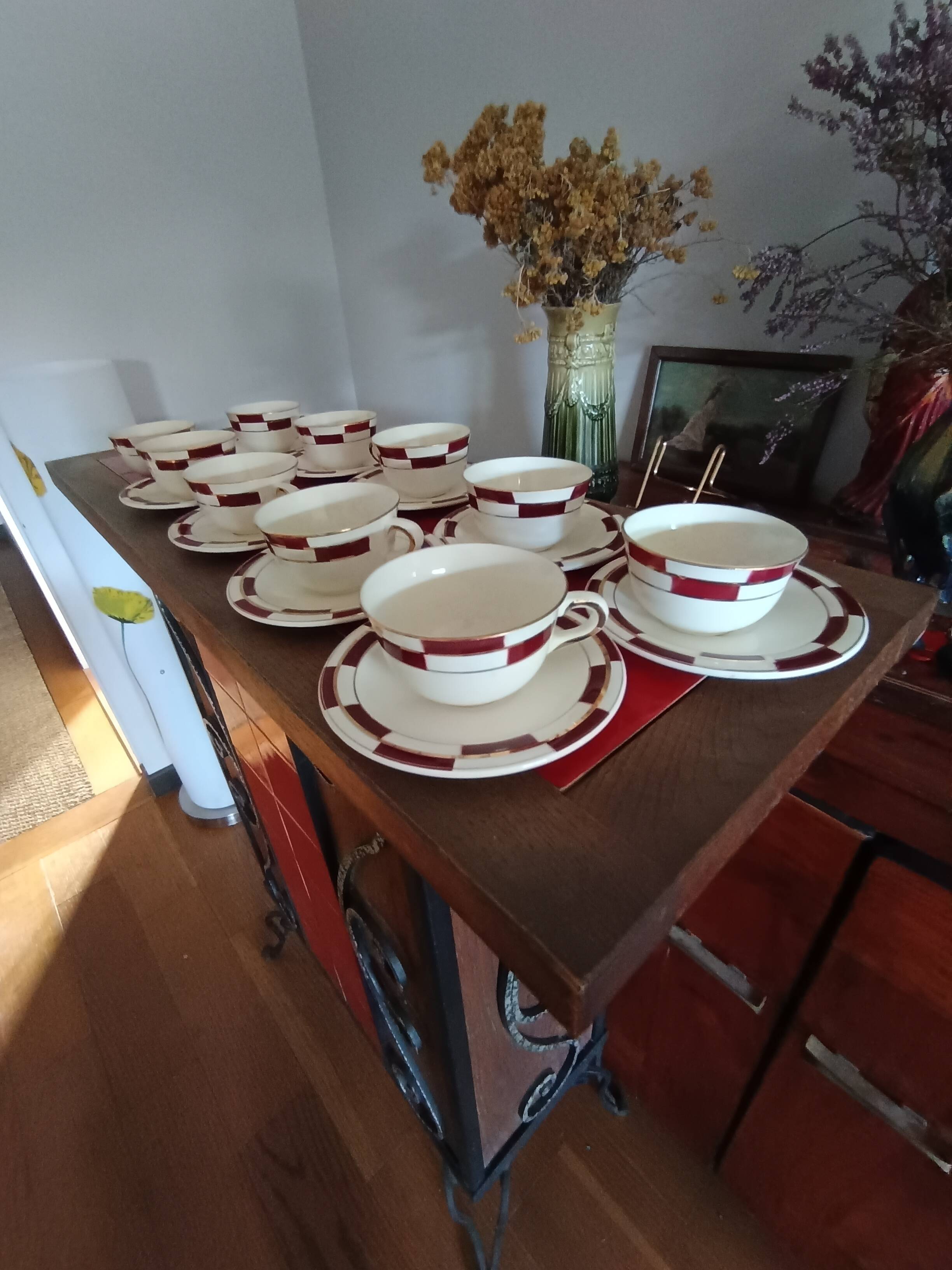 10 vintage coffee cups and 9 saucers, Salins earthenware, 1950