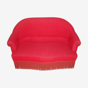 2-seater red velvet vintage sofa