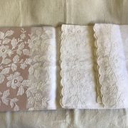 Nappe de cérémonie en organza blanc