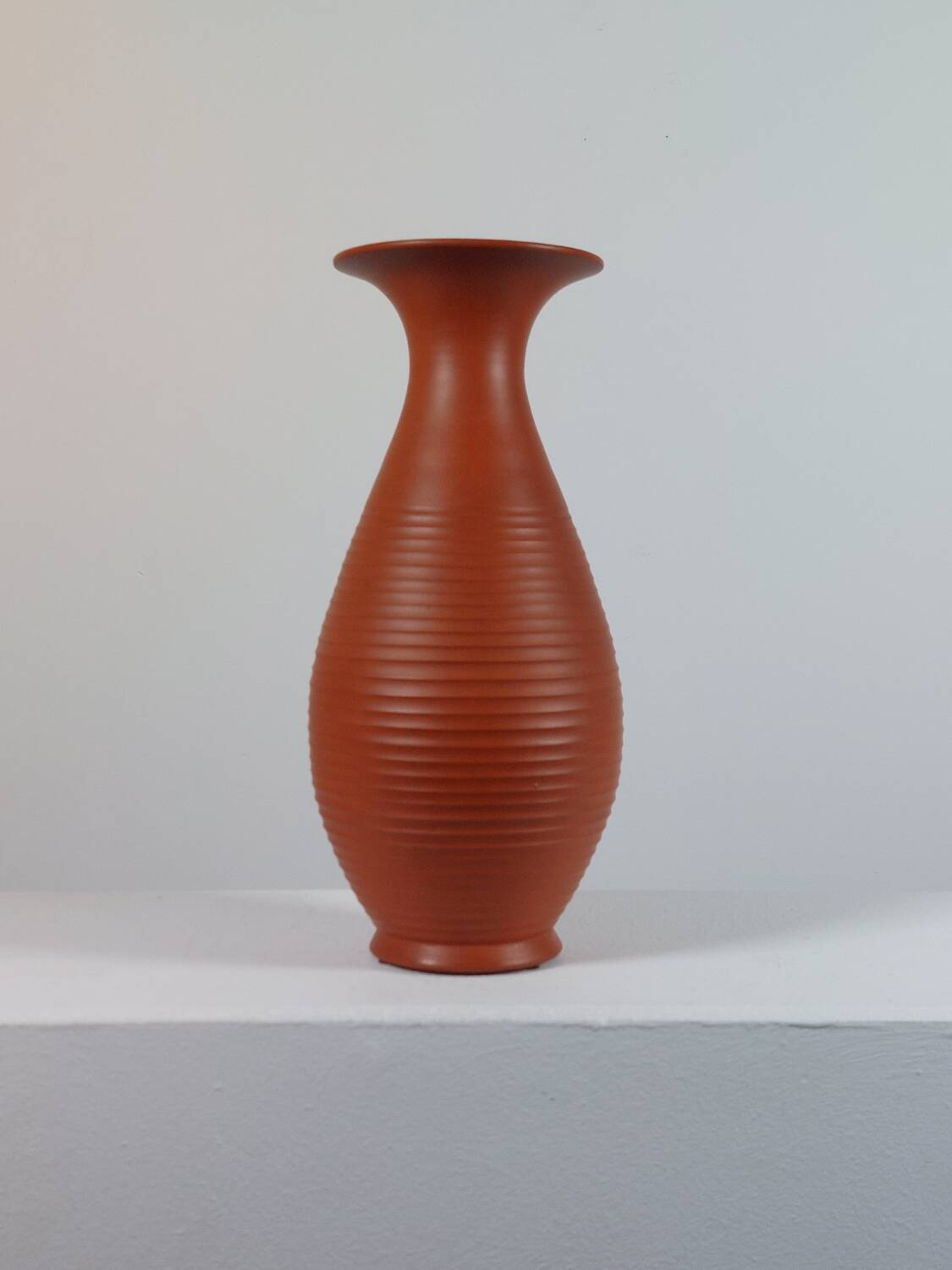 Vase vintage fait main des années 50 par Jawa