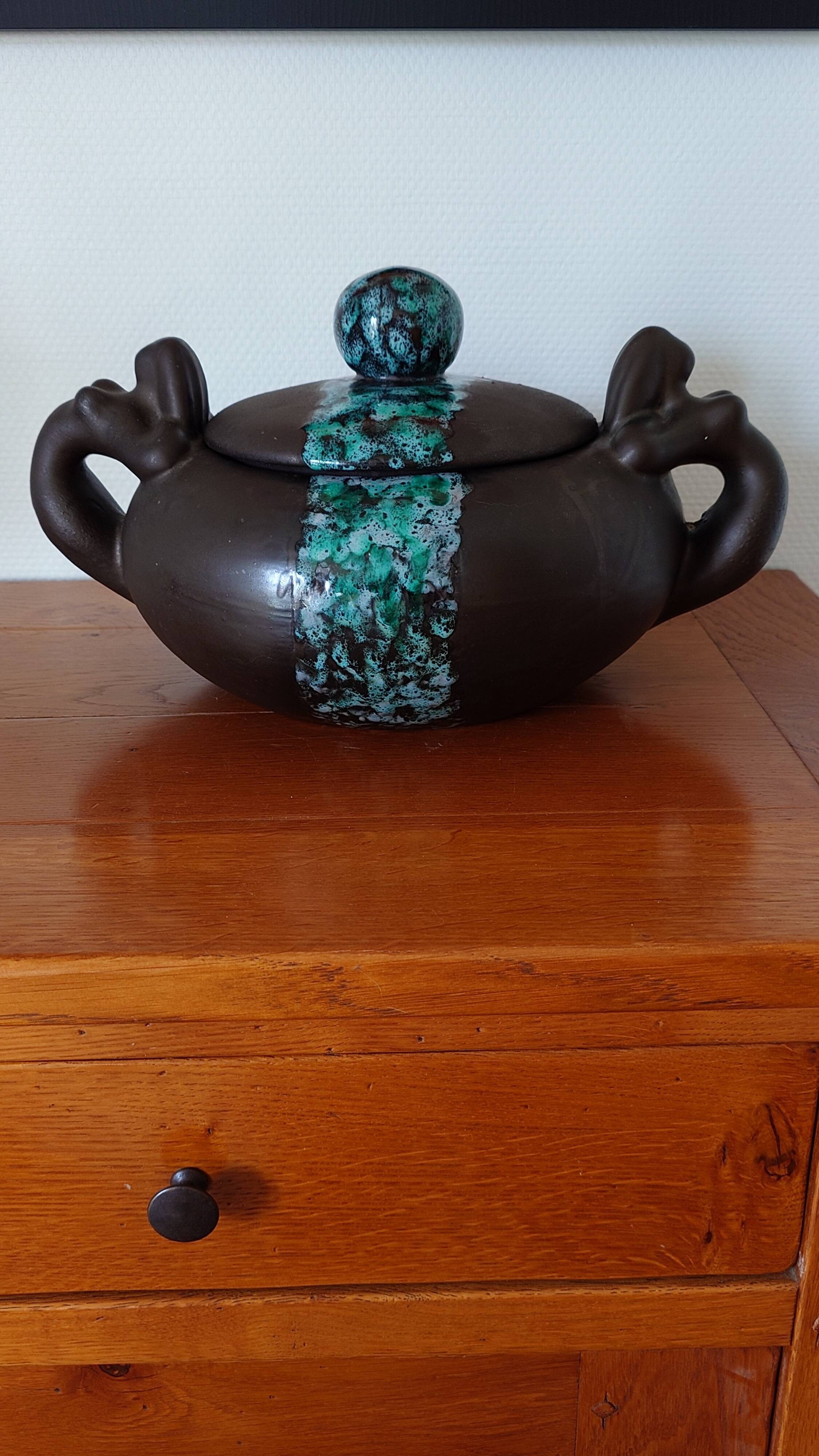 Vintage modernist soup tureen from the 60s-70s, matte brown ceramic and green glaze.