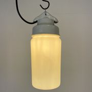 Suspension en porcelaine blanche industrielle avec verre opale, années 1970