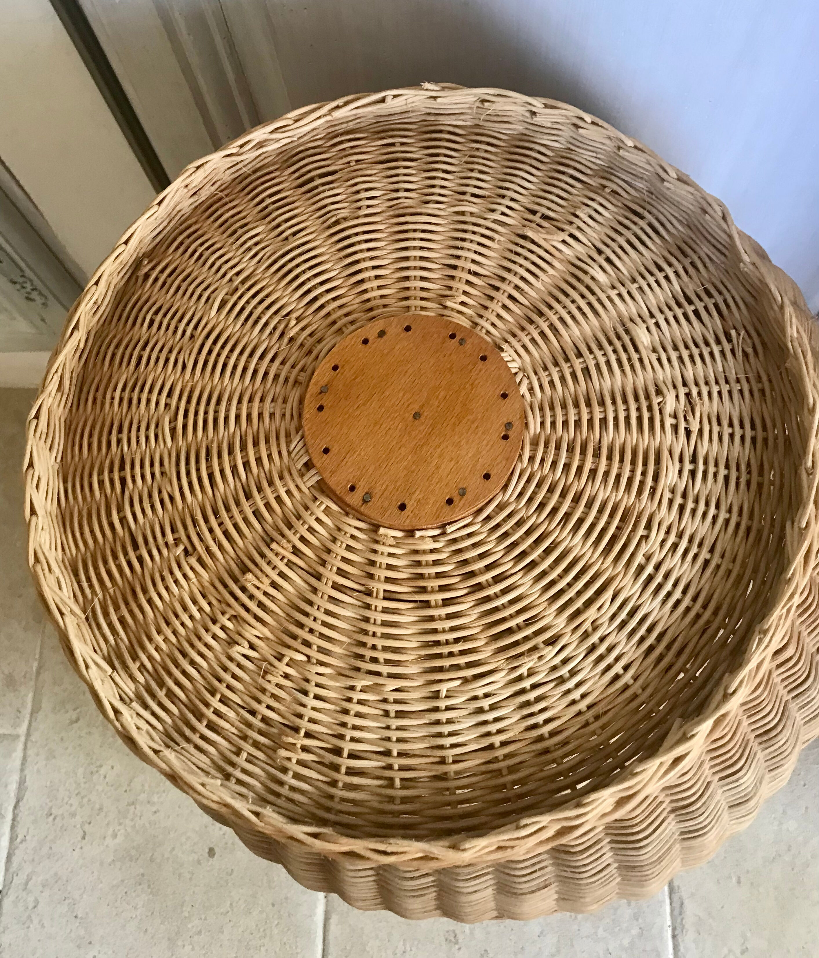 Vintage basket 67cm