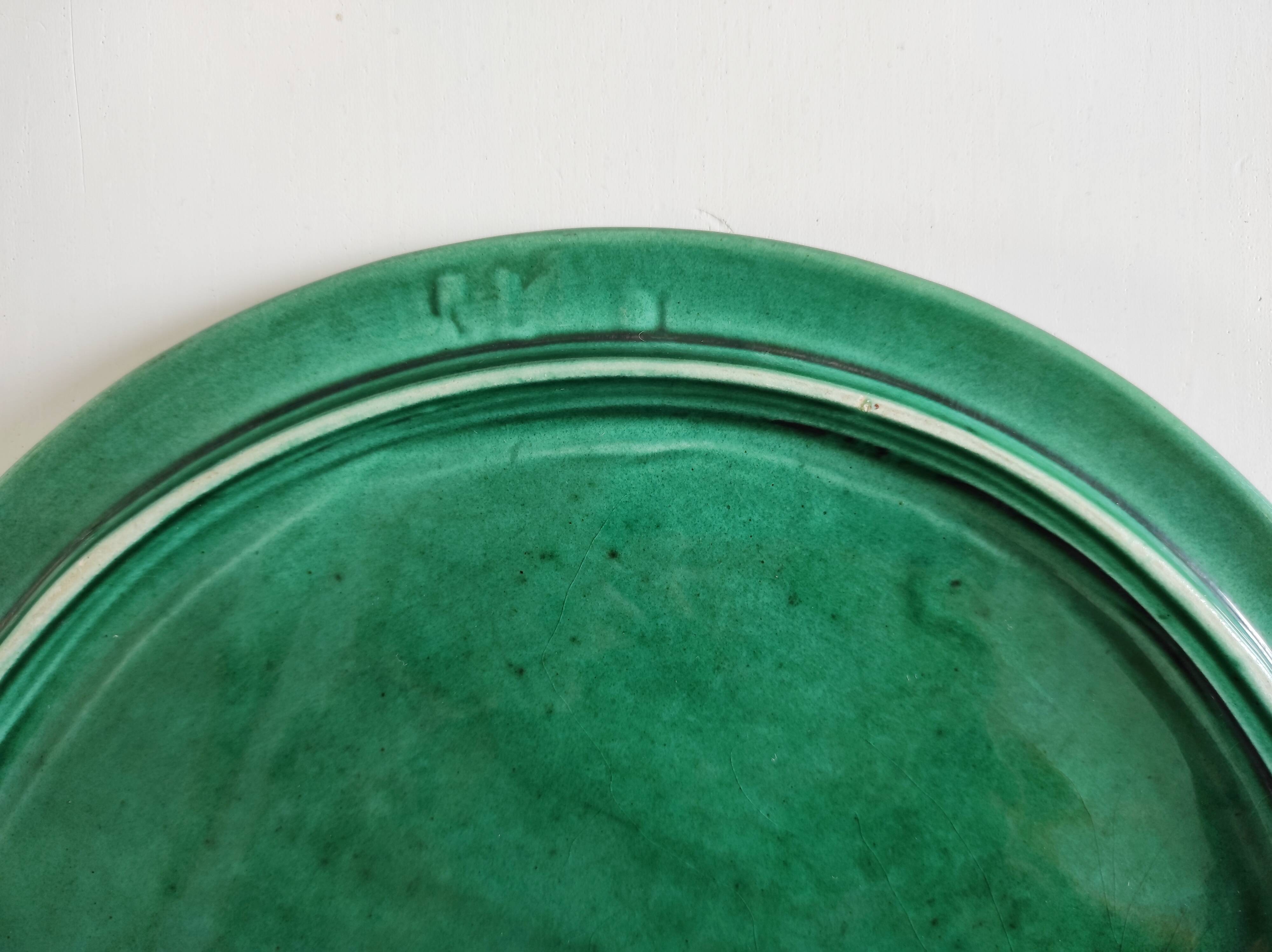 Green ceramic straw effect trivet