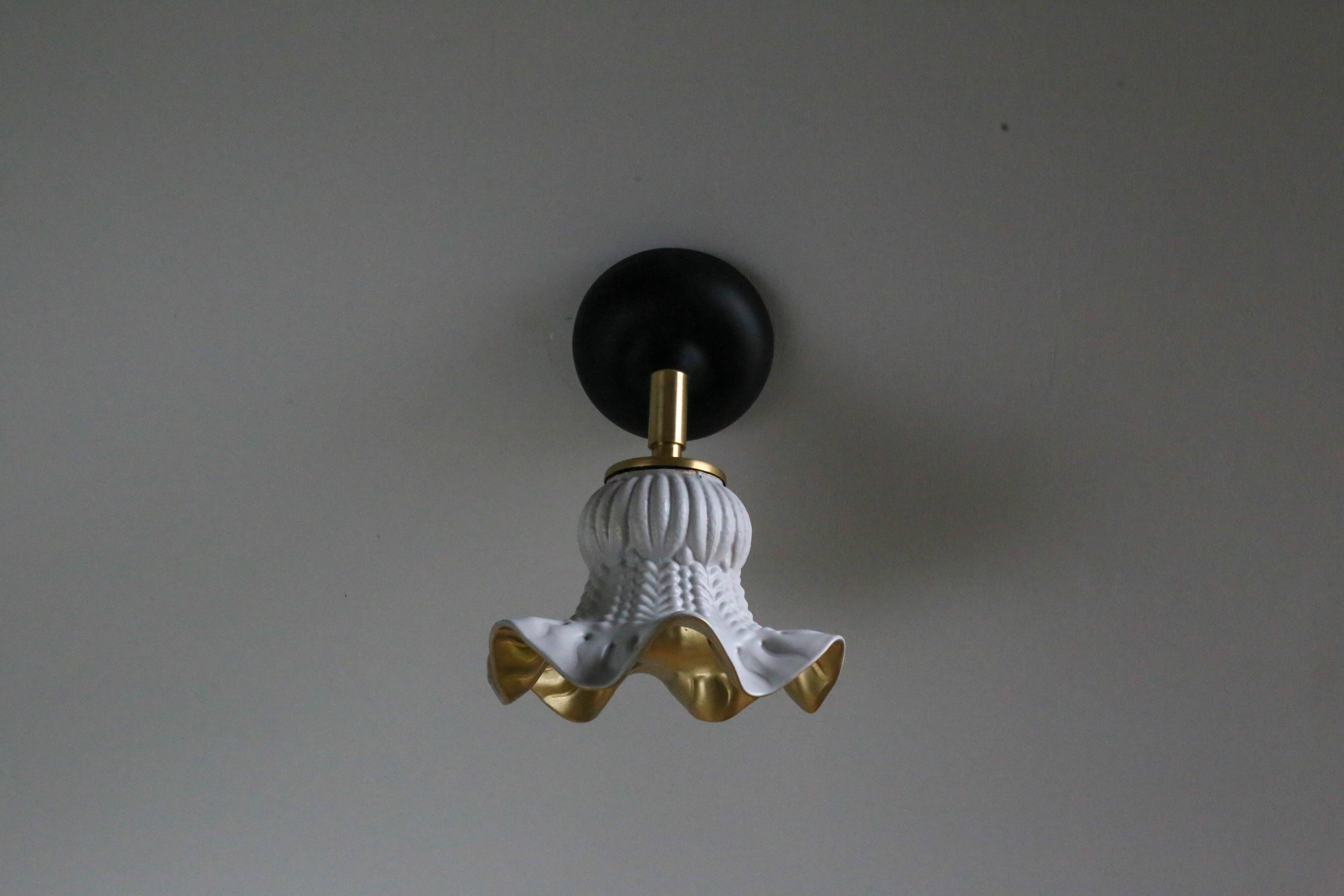 Antique wall light in gray and gold painted glass - brass socket