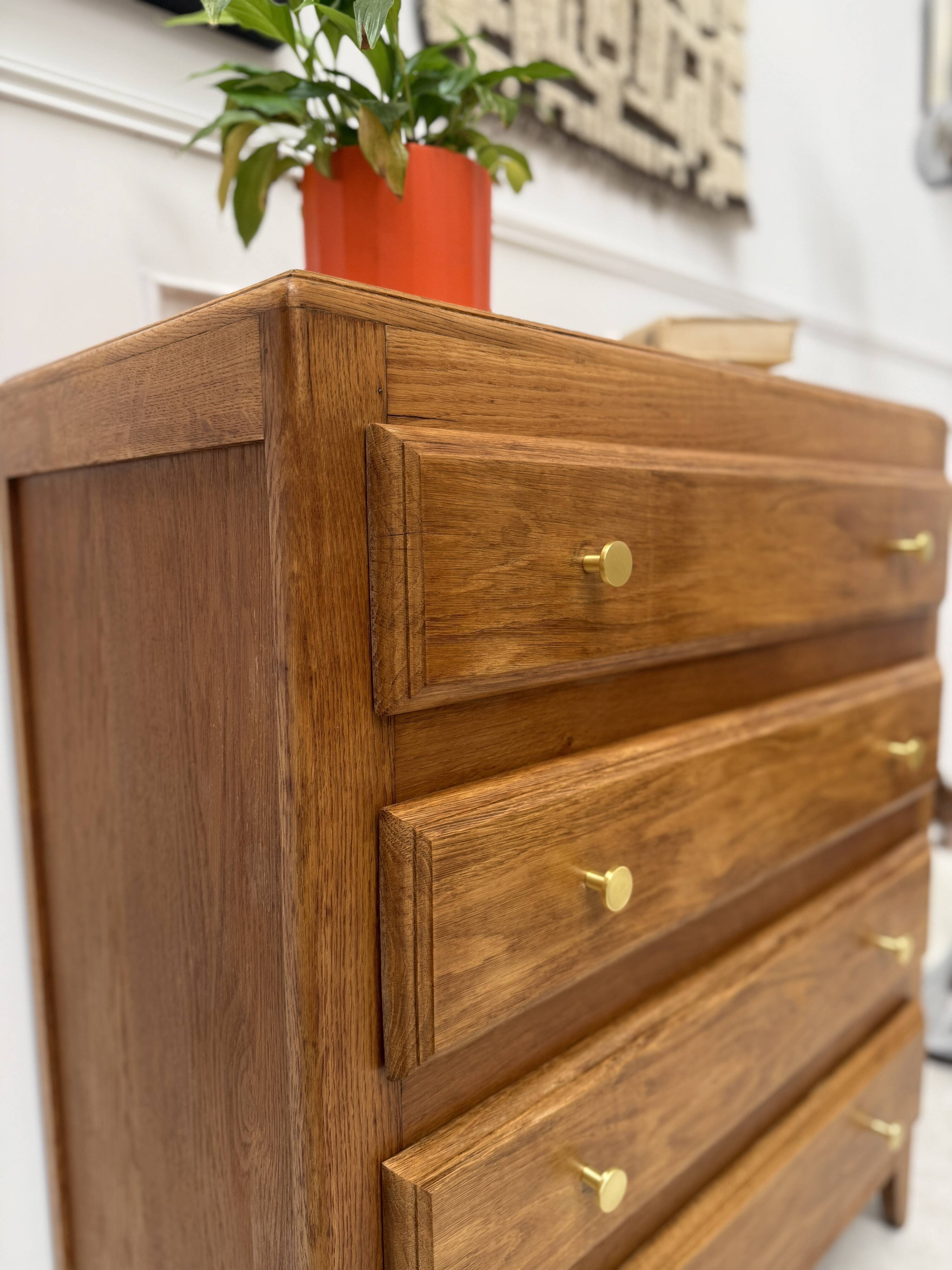 Vintage oak chest of drawers