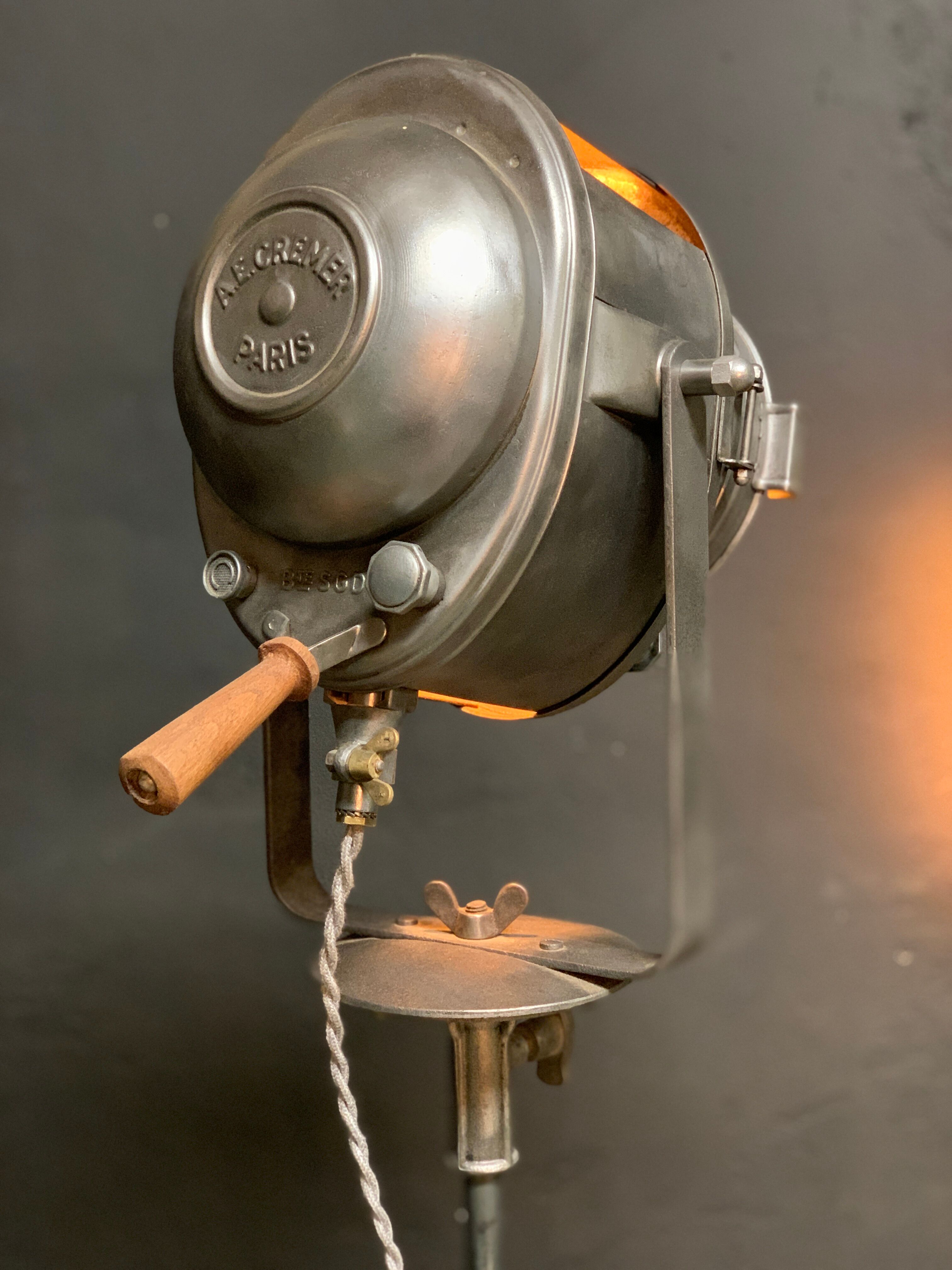 Projector A.E Cremer Paris 500 W 1940