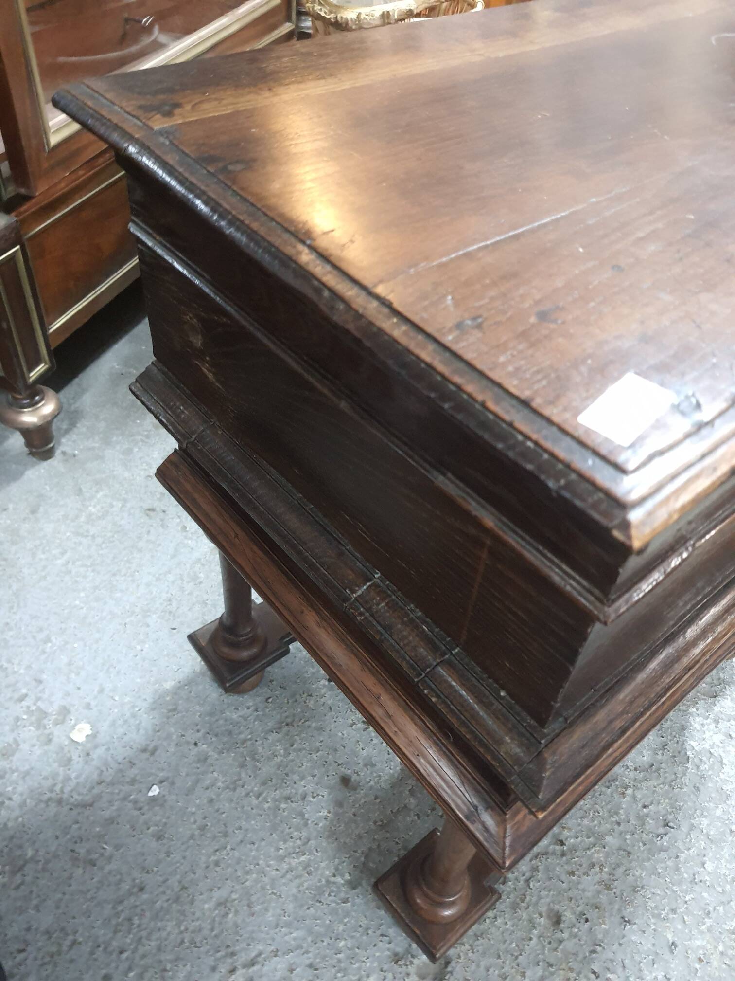 Small 19th century oak chest