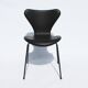 Ensemble de trois chaises séries Sept, modèle 3107, conçu par Arne Jacobsen