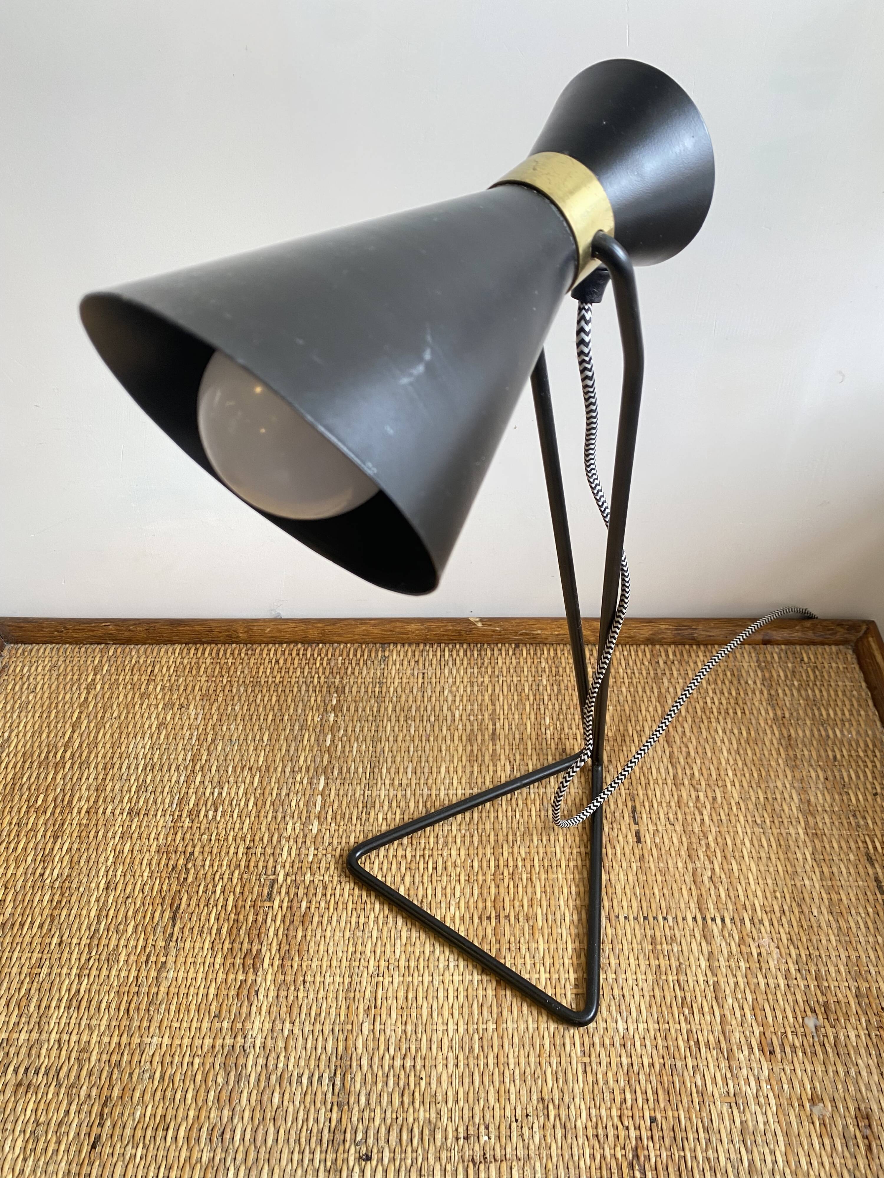 Vintage 1970s black metal cocotte lamp