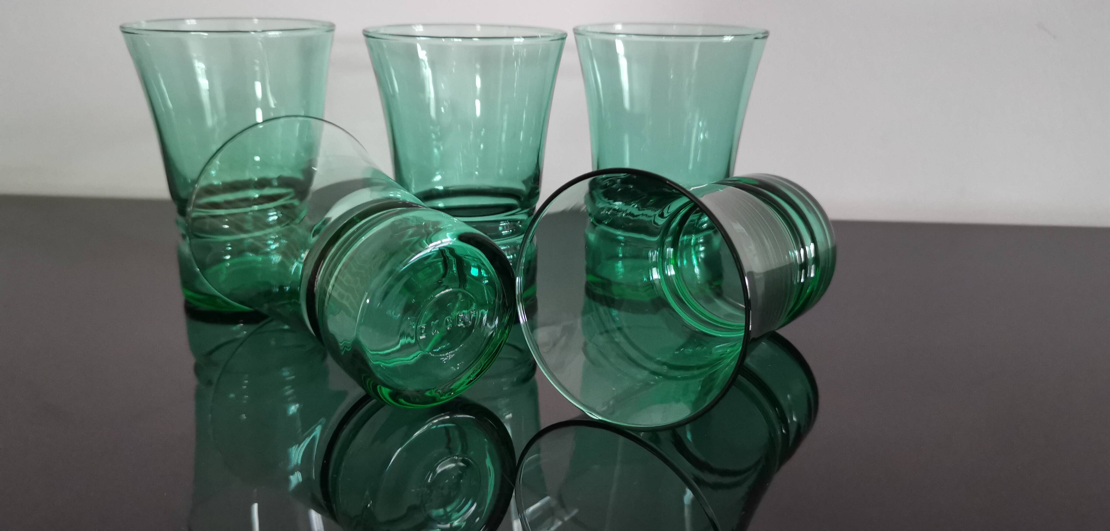 5 vintage excel green aperitif glasses