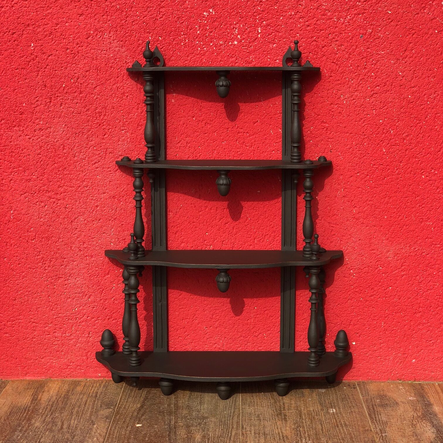 Wooden shelf, 4 trays