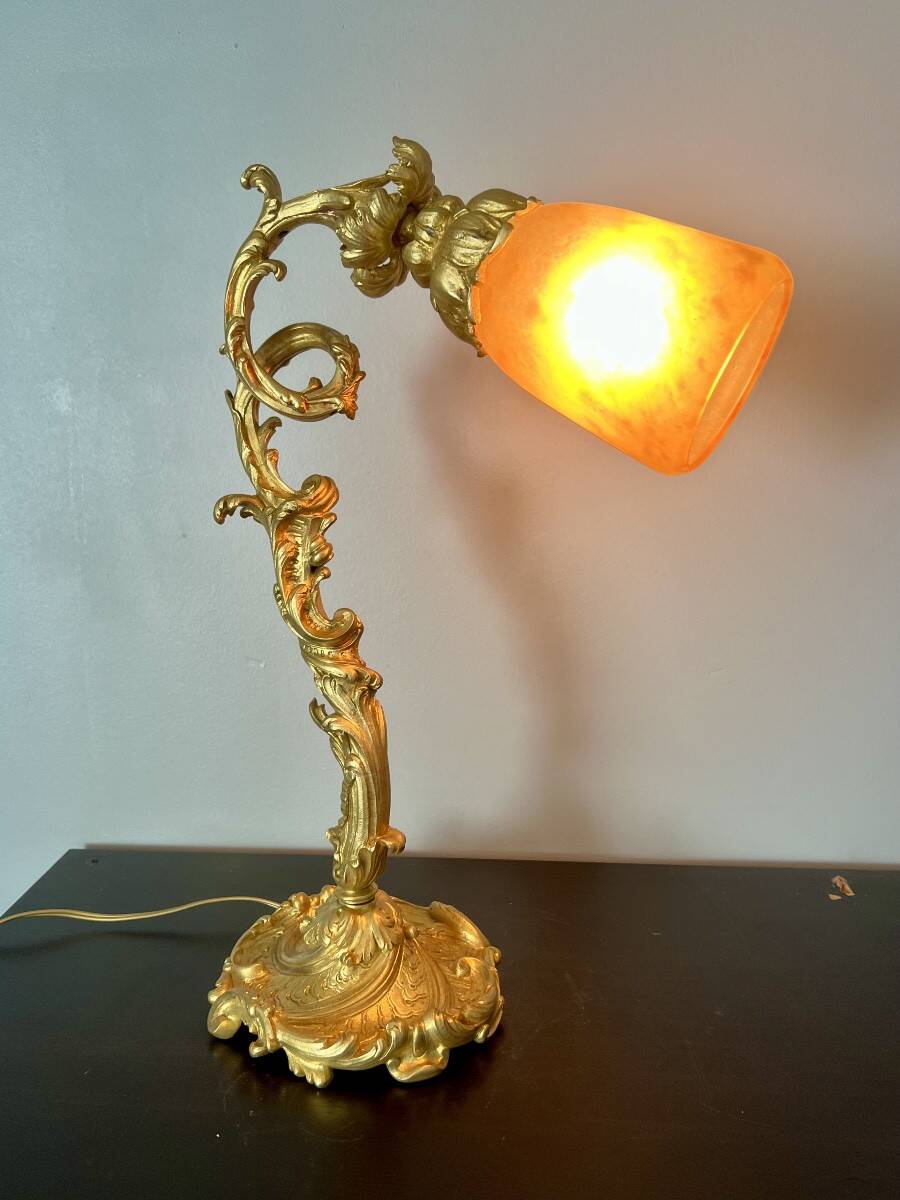 Daum Art Nouveau lamp