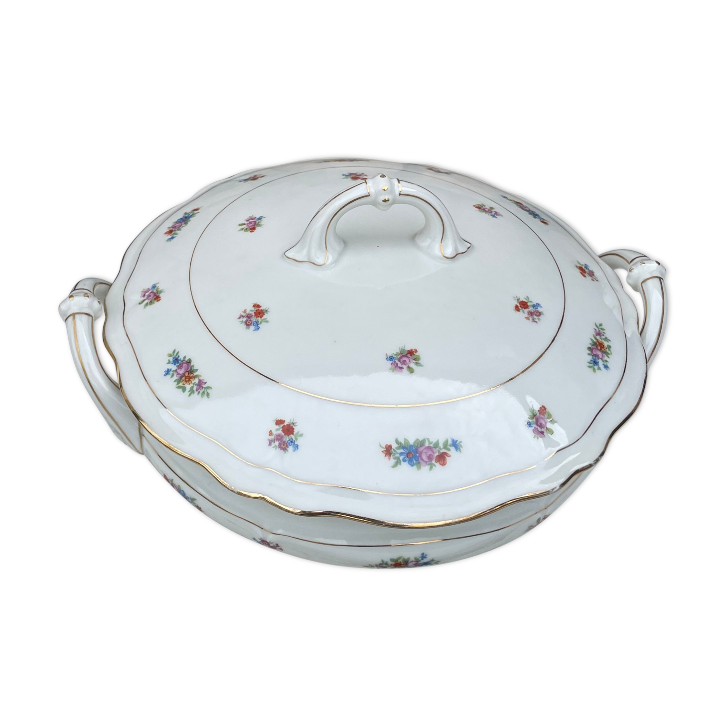 Clay porcelain soup bowl