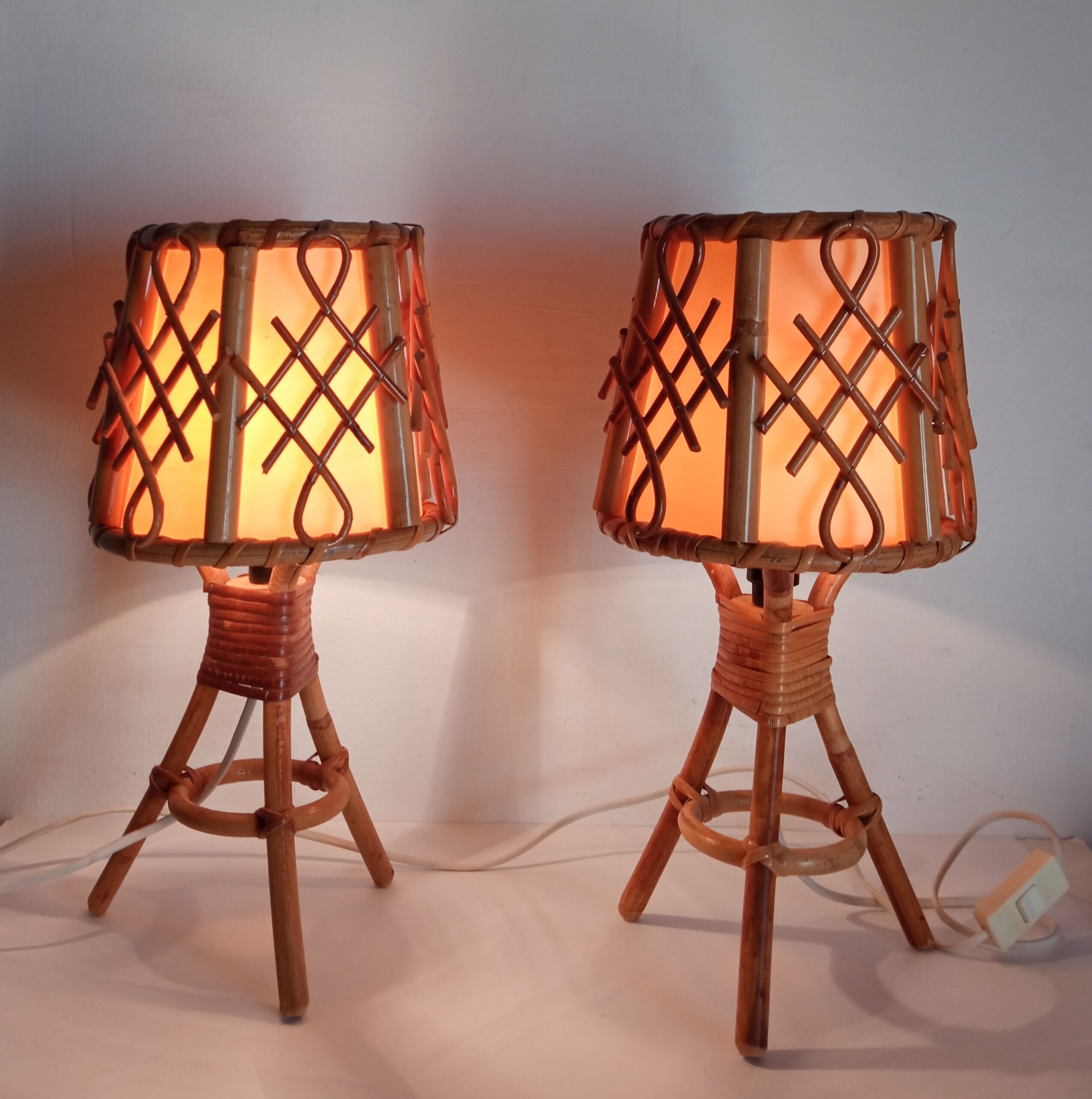 Paire de lampes en bambou