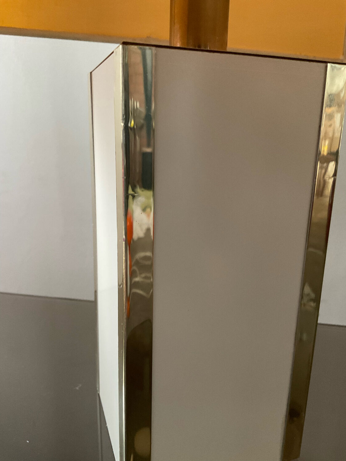 Vintage lamp from the 60s-70s in metal and brass