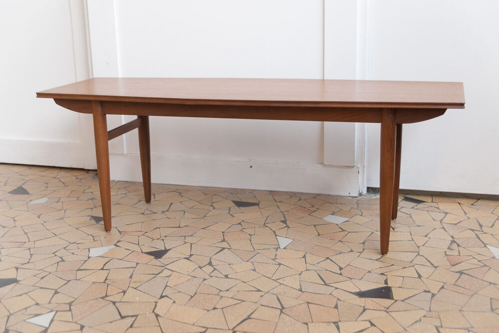 Scandinavian coffee table spindle feet