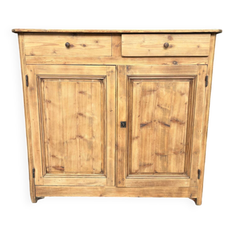 Grand buffet en bois