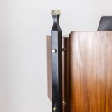 Paire de cabinets italiens en placage de teck. Années 1960.