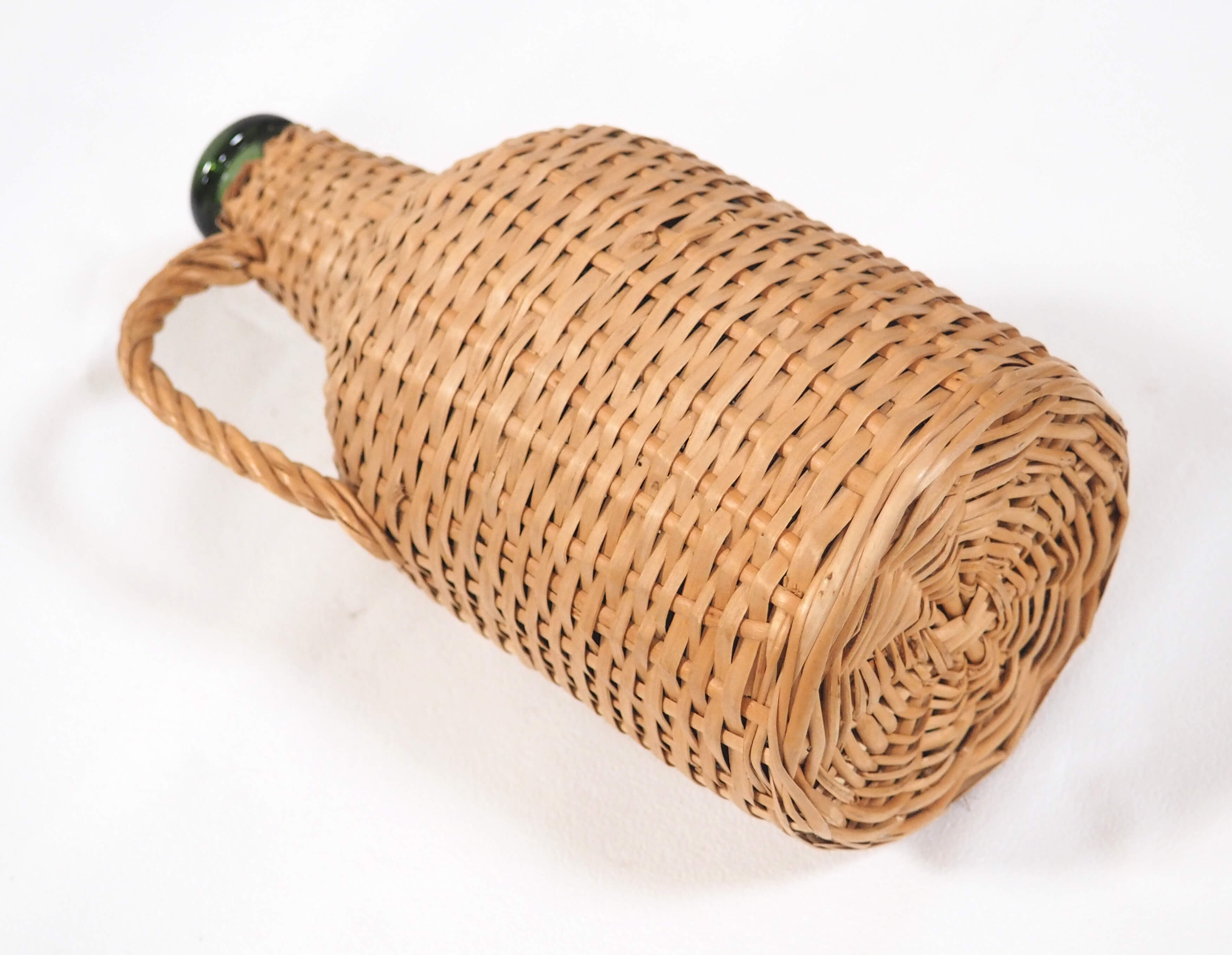 Wicker bottle