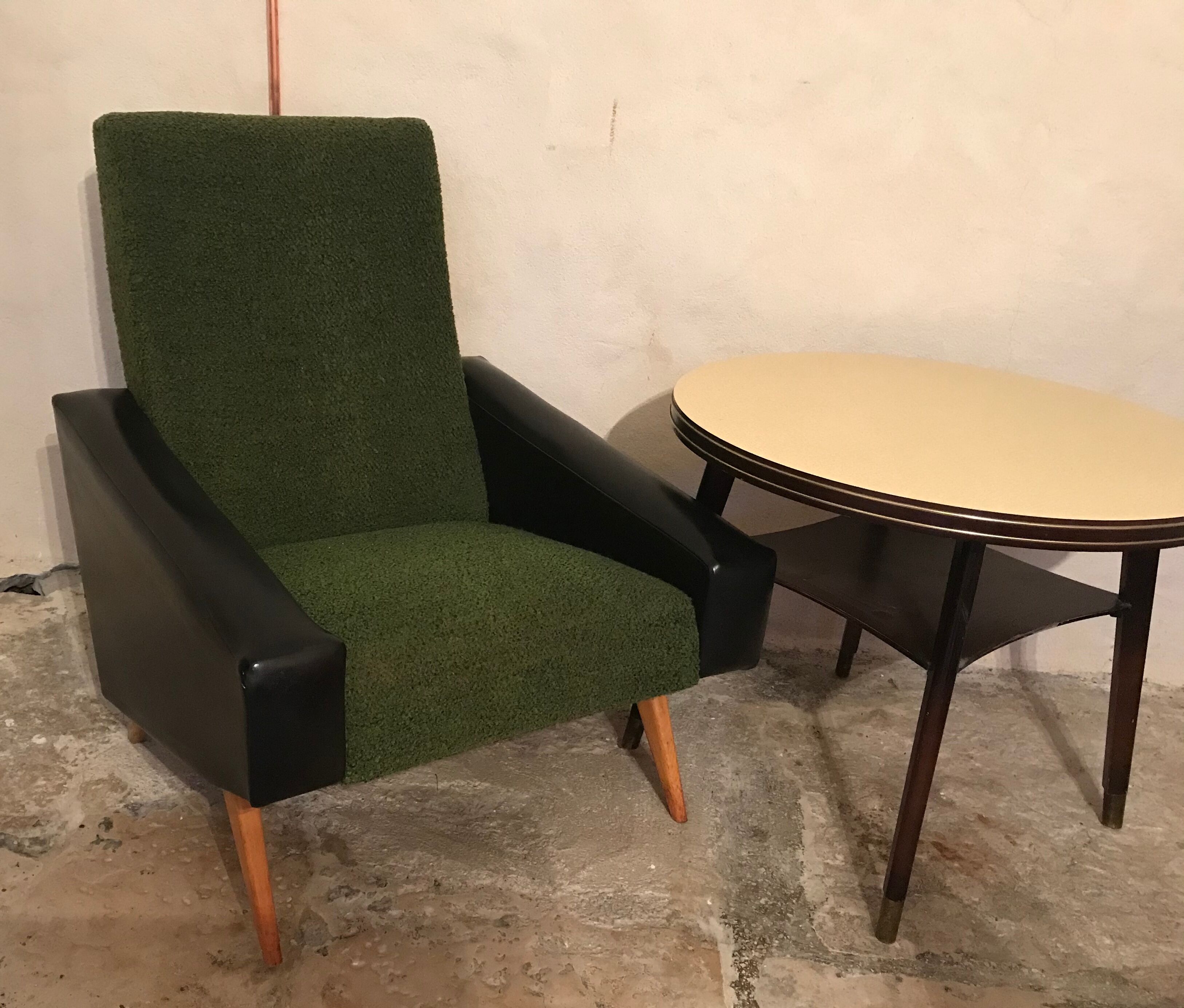 Vintage chair foot compass wool and skai