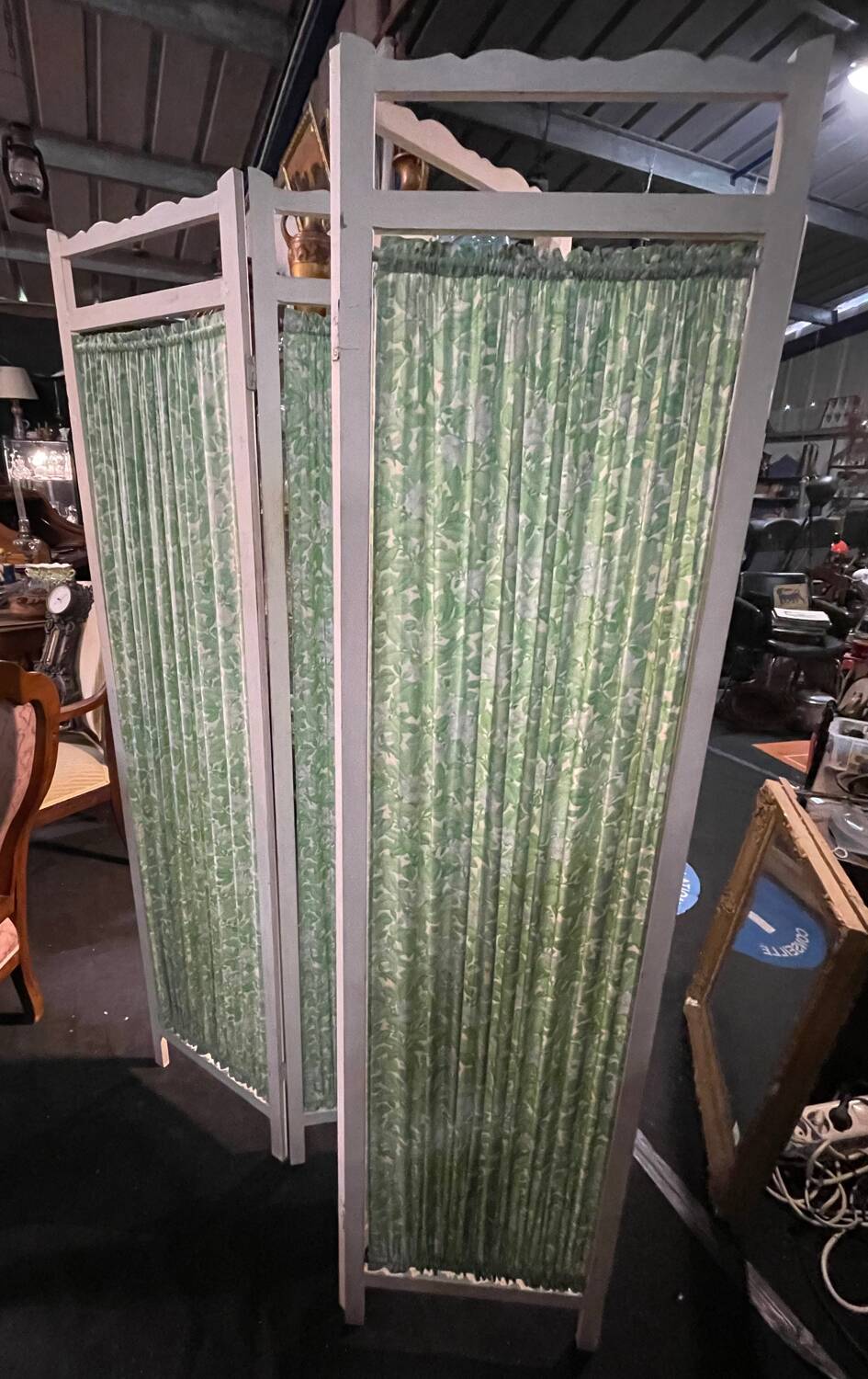 Vintage 1950s screen