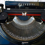 Olivetti portable typewriter model "Ico" 30s