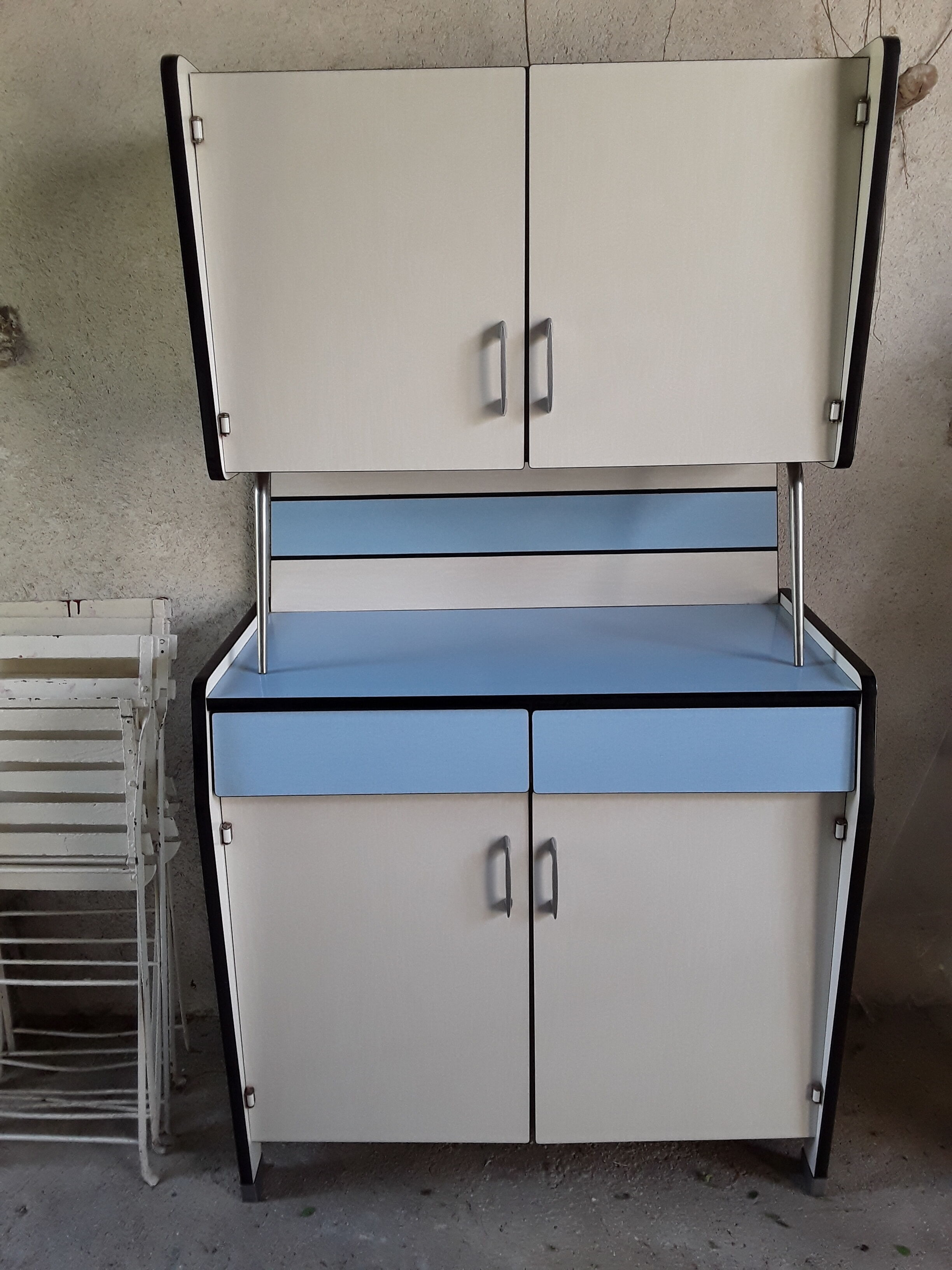 Vintage kitchen buffet in formica 60s/70s