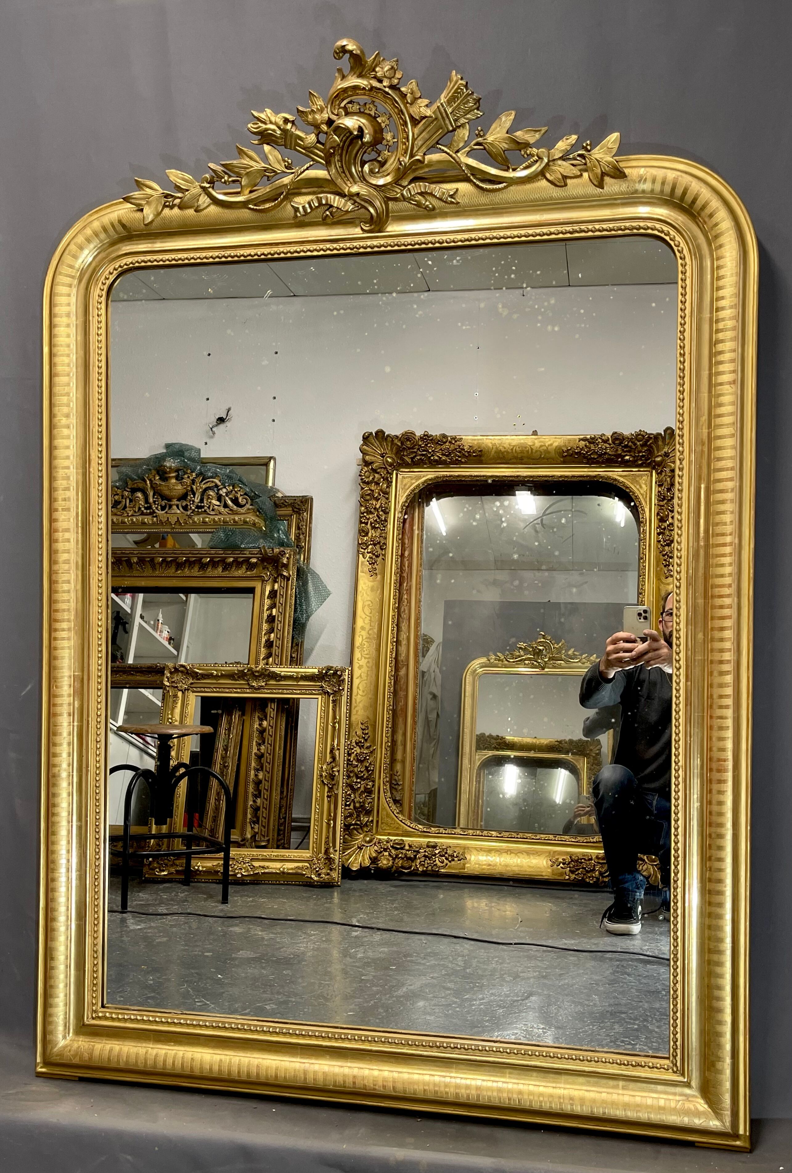 Mirror 156x110 Louis-Philippe 1830-1848 gilding with gold leaf