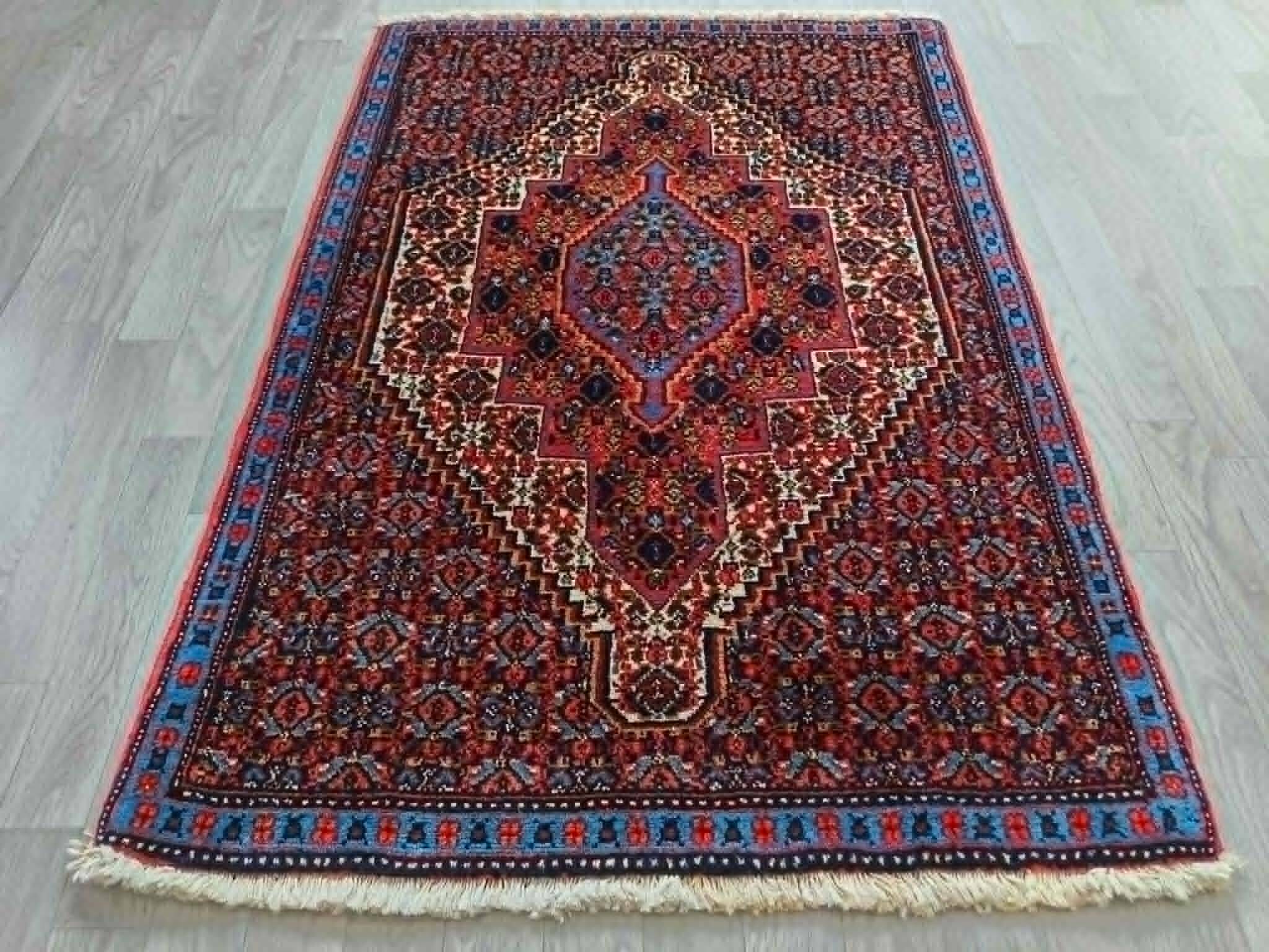 Handmade Senneh Persian carpet