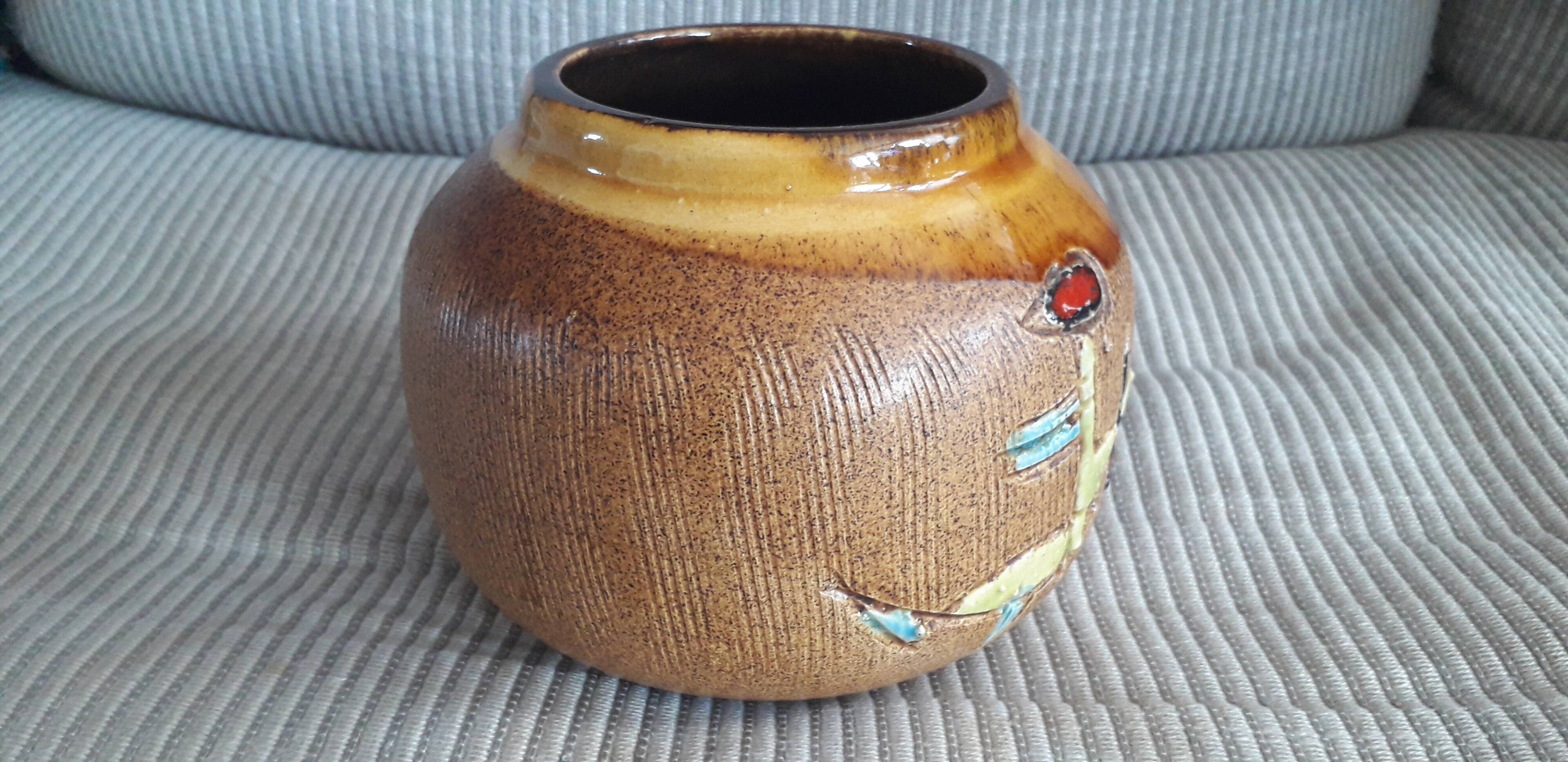 Vintage vase with very original decor