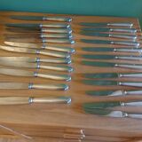 Box 24 silver metal knives, Ravinet Denfert