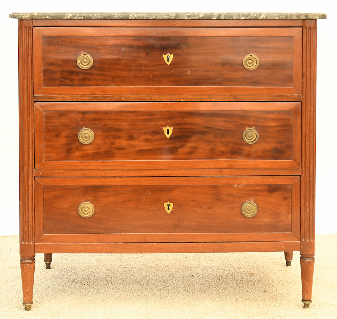 Convenient secretary