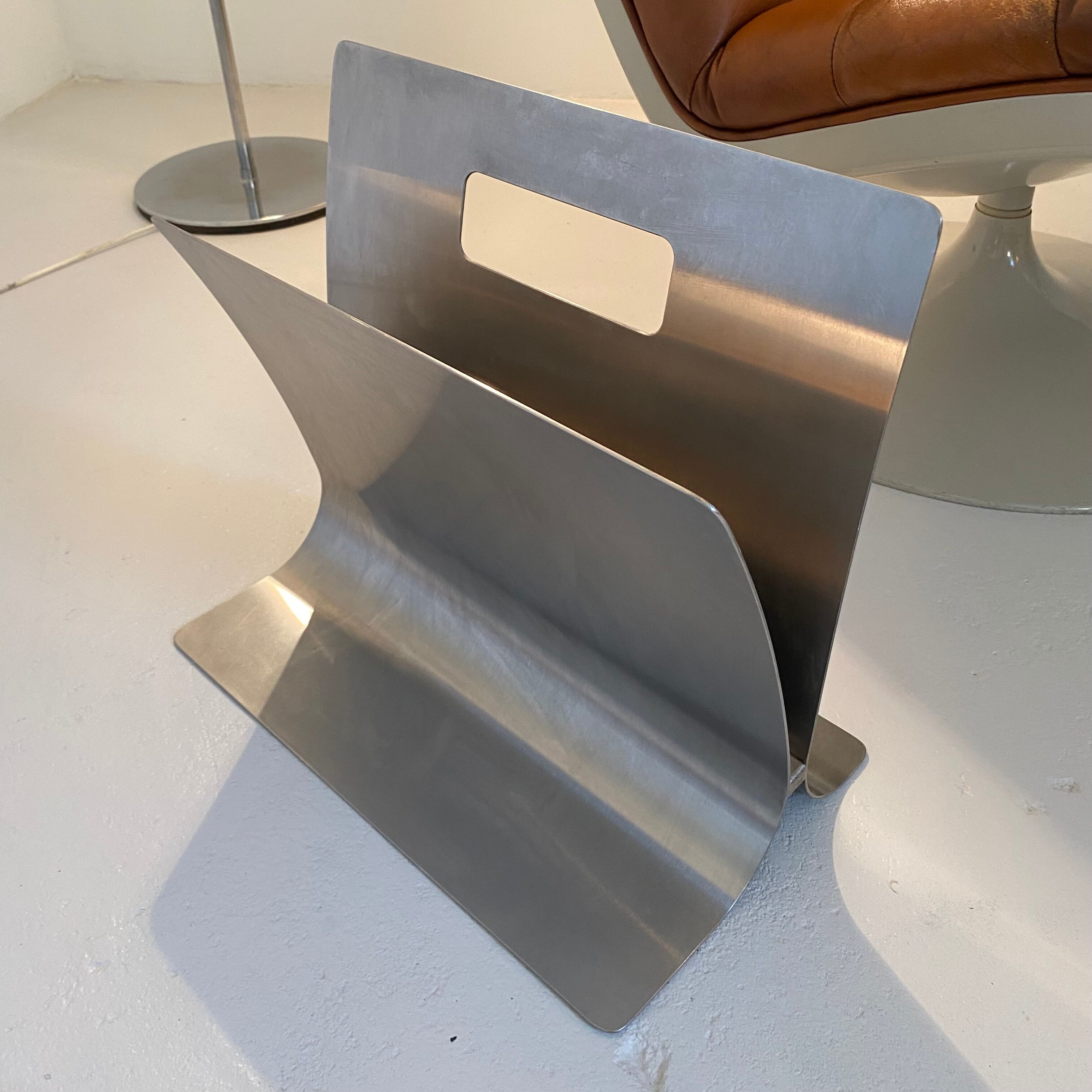François Monnet design magazine rack, Monnet editions, manufactured by Uginox 1972